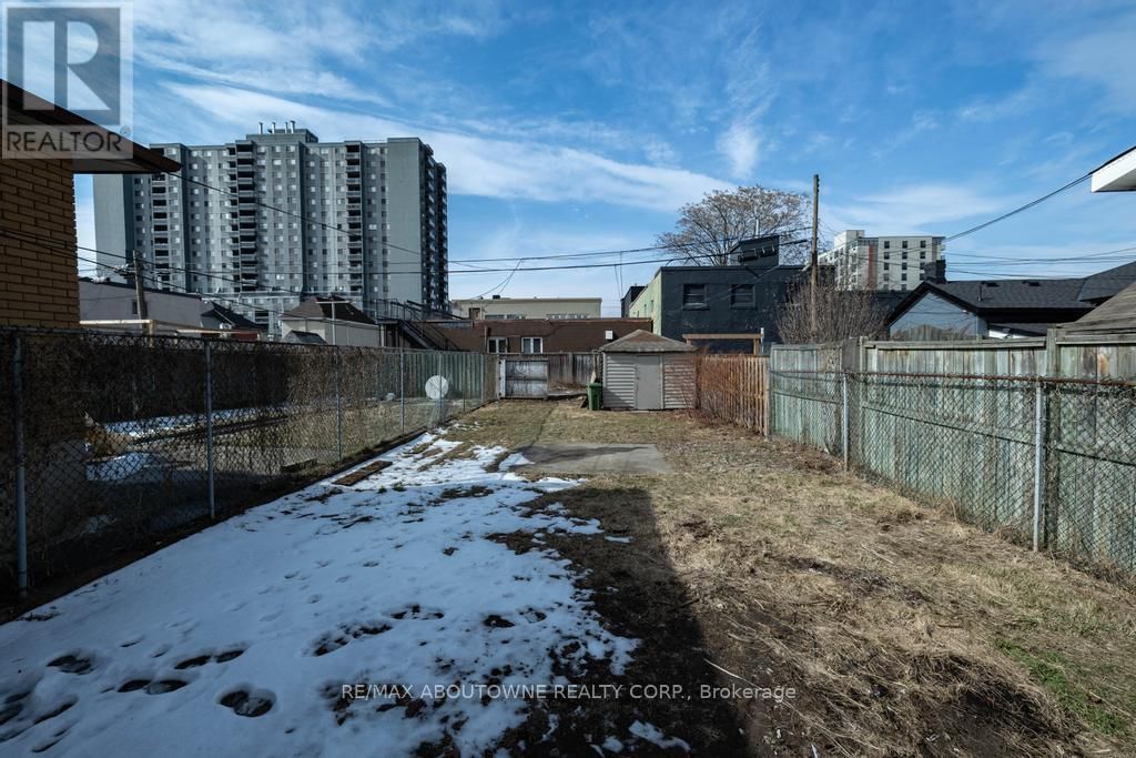 131 WEST AVENUE NORTH Image 23