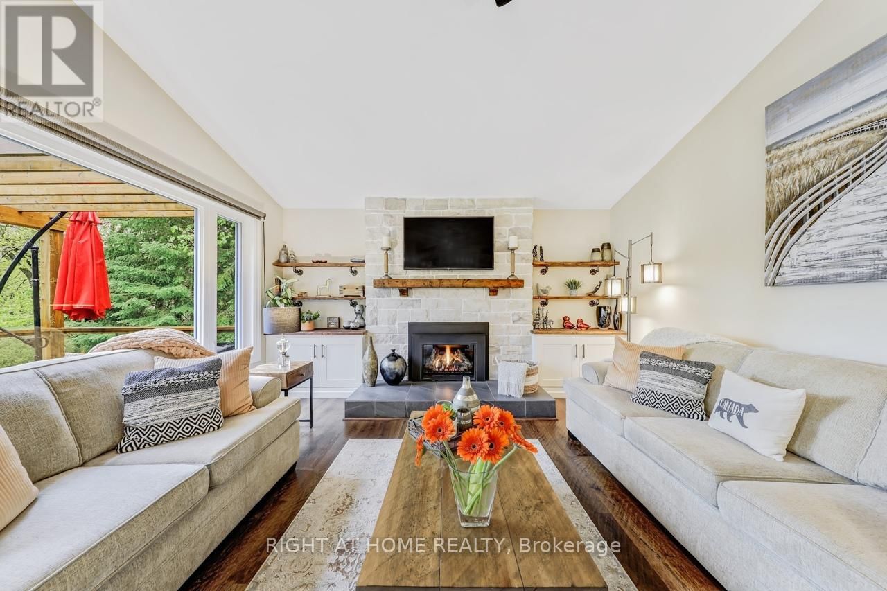 54 RIVERBANK ROAD Image 16