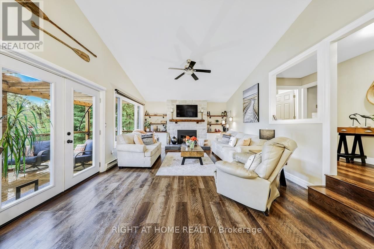 54 RIVERBANK ROAD Image 19