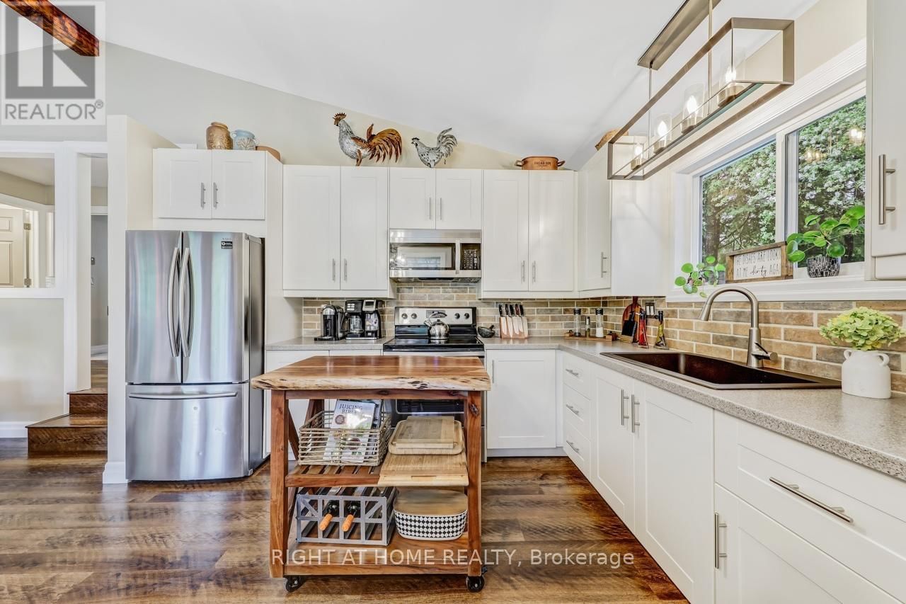 54 RIVERBANK ROAD Image 23