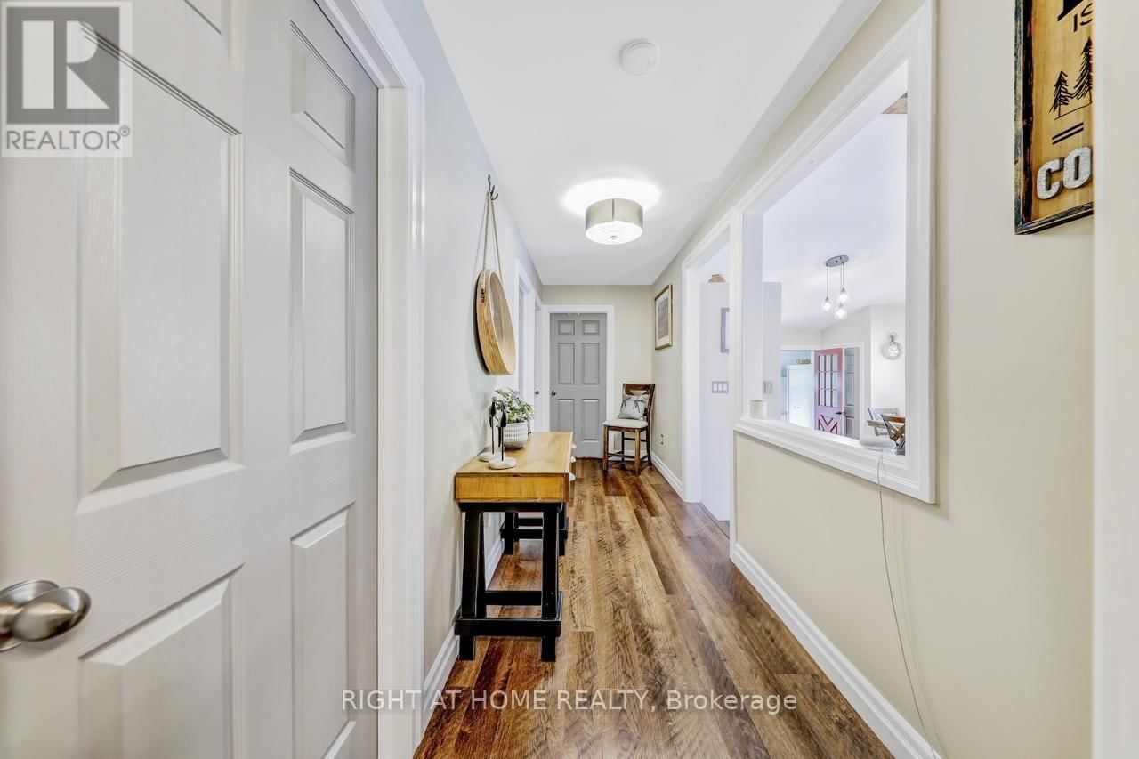 54 RIVERBANK ROAD Image 28