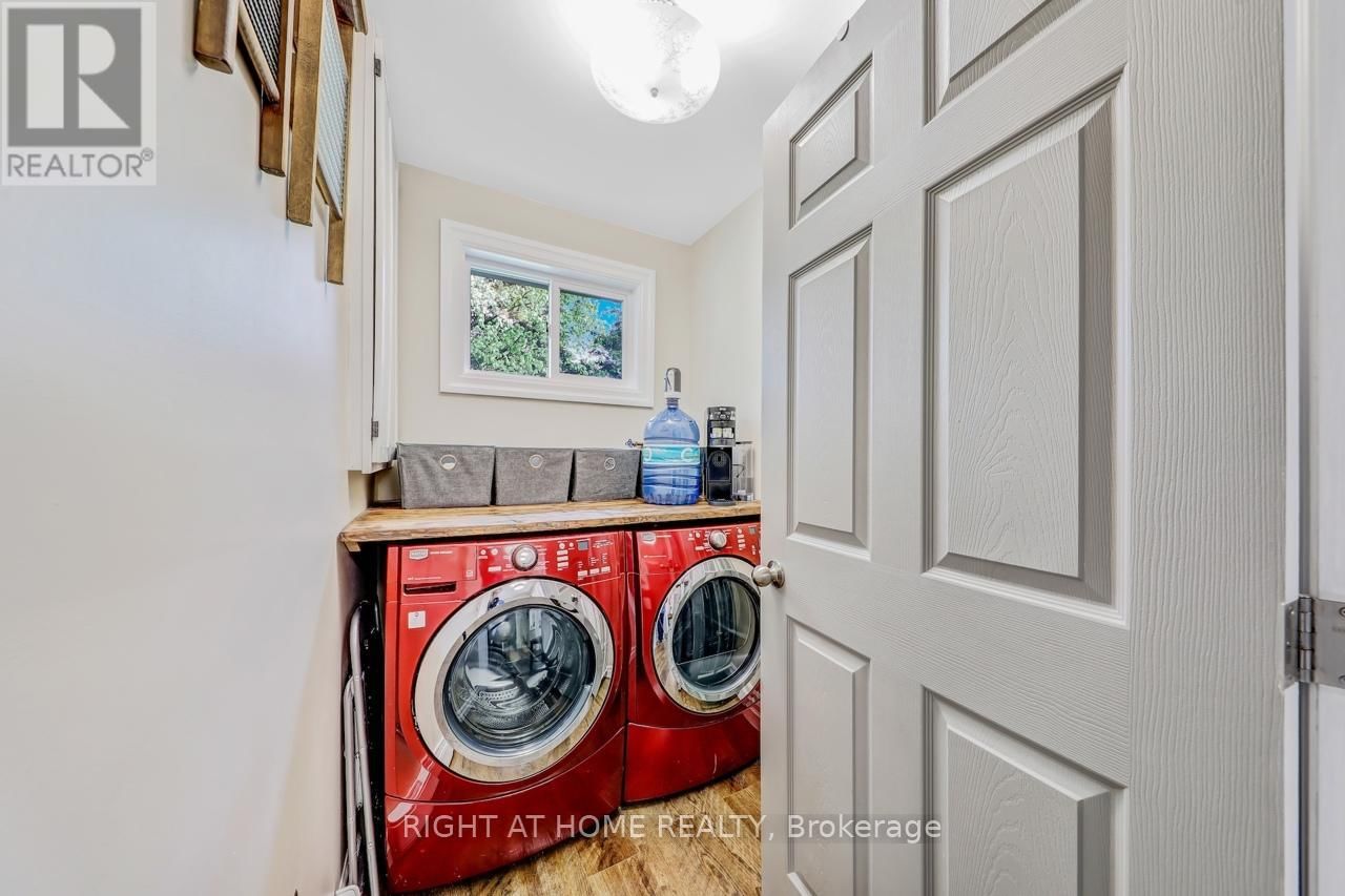 54 RIVERBANK ROAD Image 33