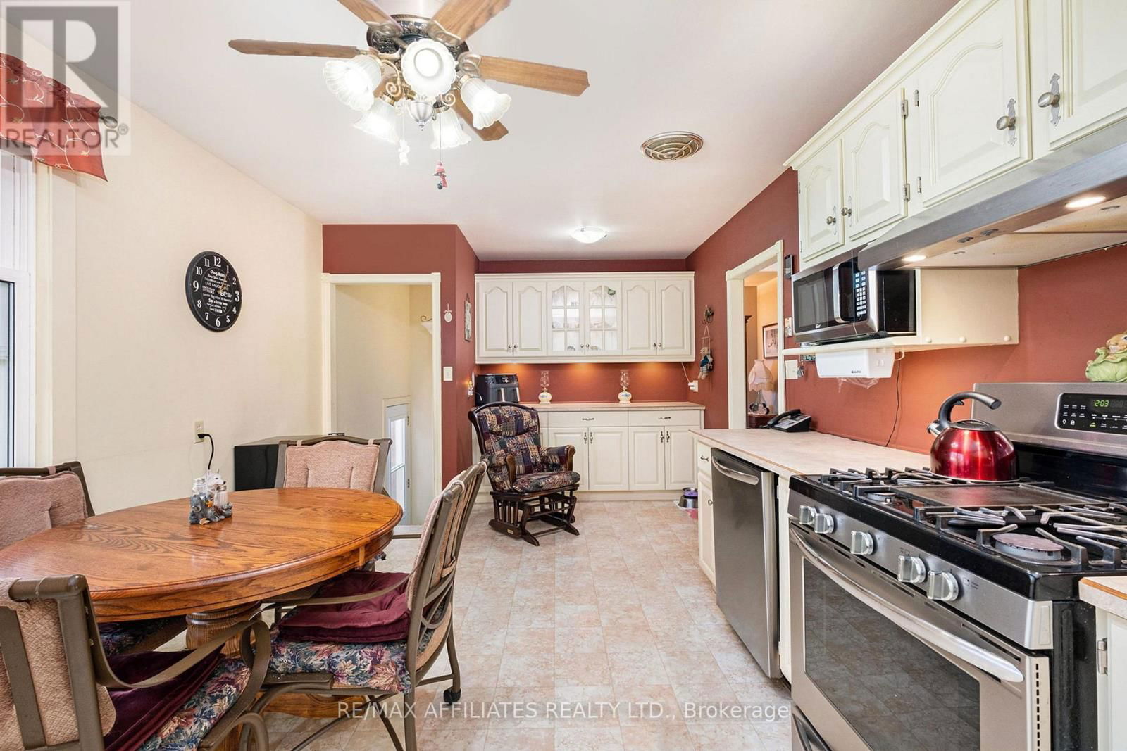 57 GOLF CLUB ROAD Image 11