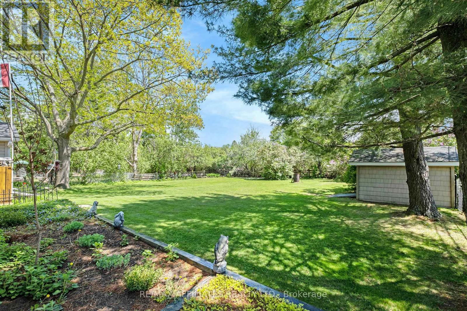 57 GOLF CLUB ROAD Image 35