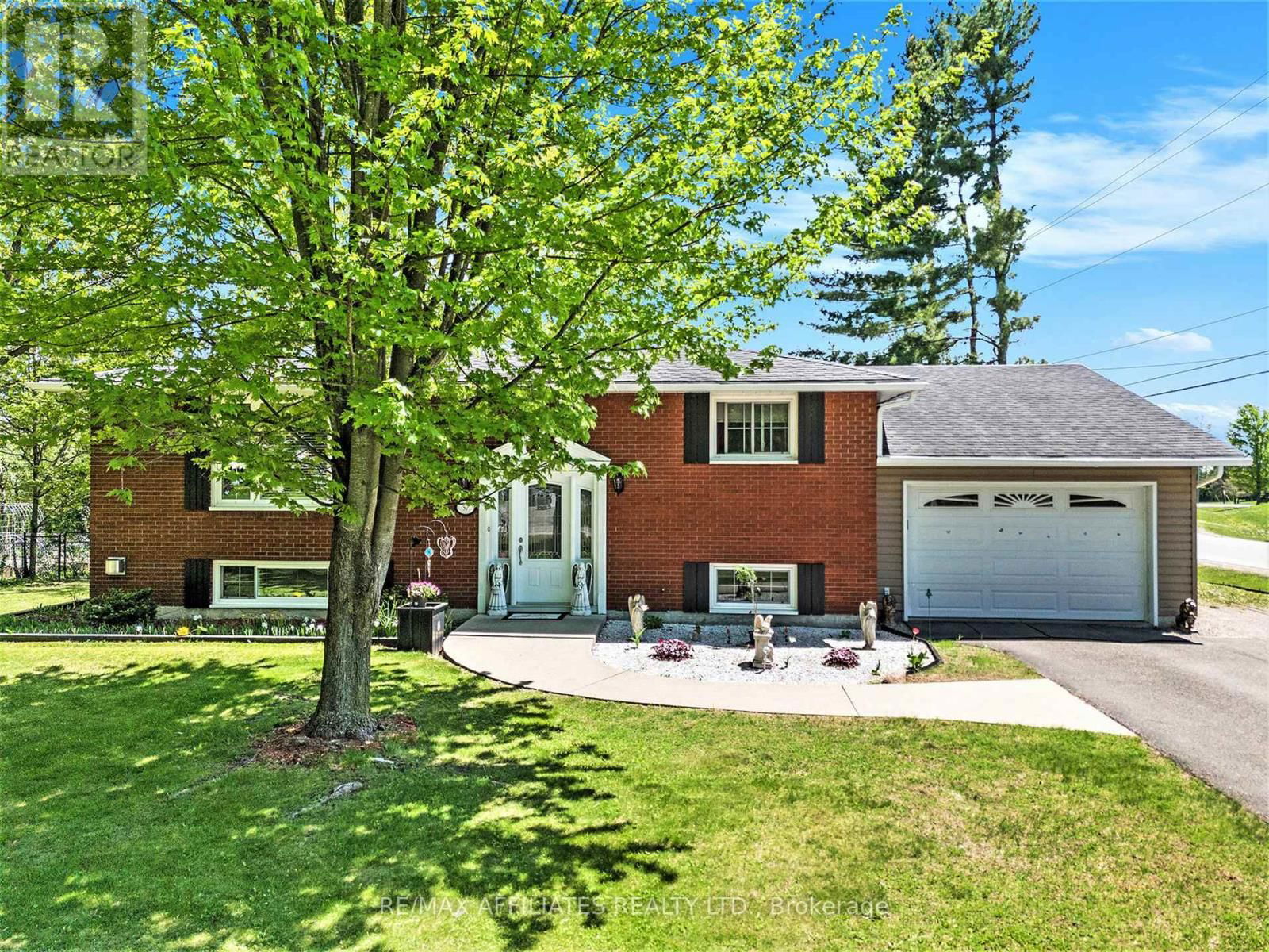 57 GOLF CLUB ROAD Image 44