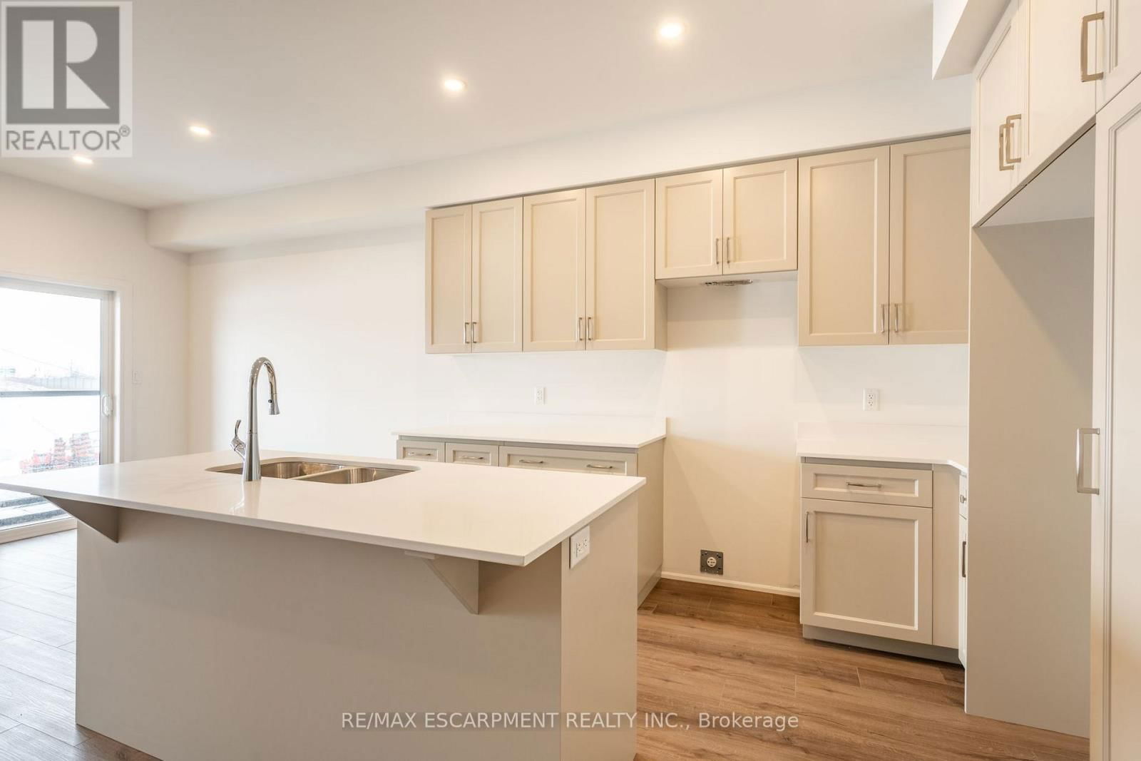 20 CLEAR VALLEY LANE Image 10