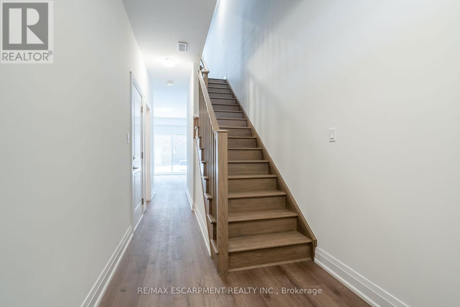 20 CLEAR VALLEY LANE Image 19