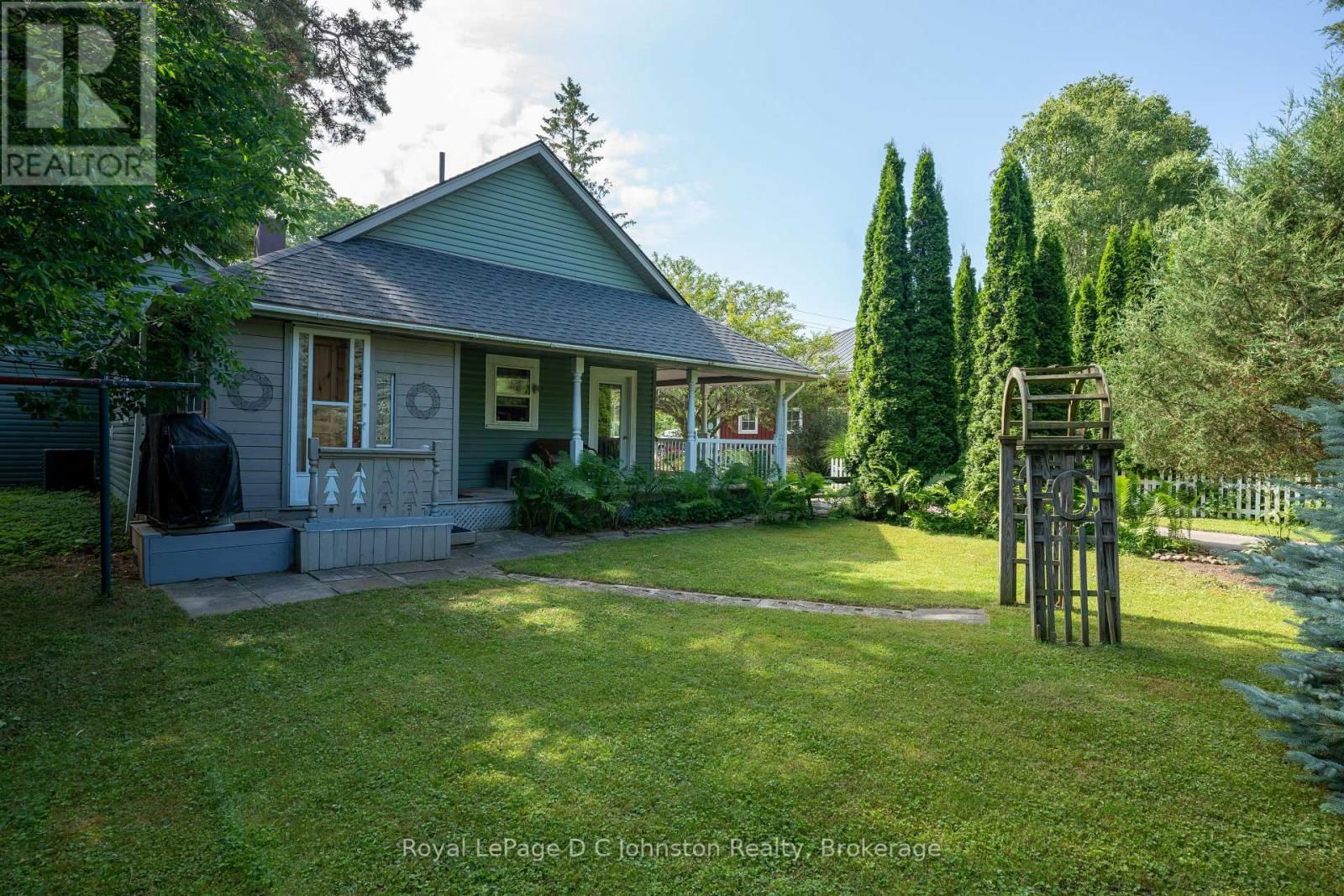 62 GREY STREET NORTH Image 40