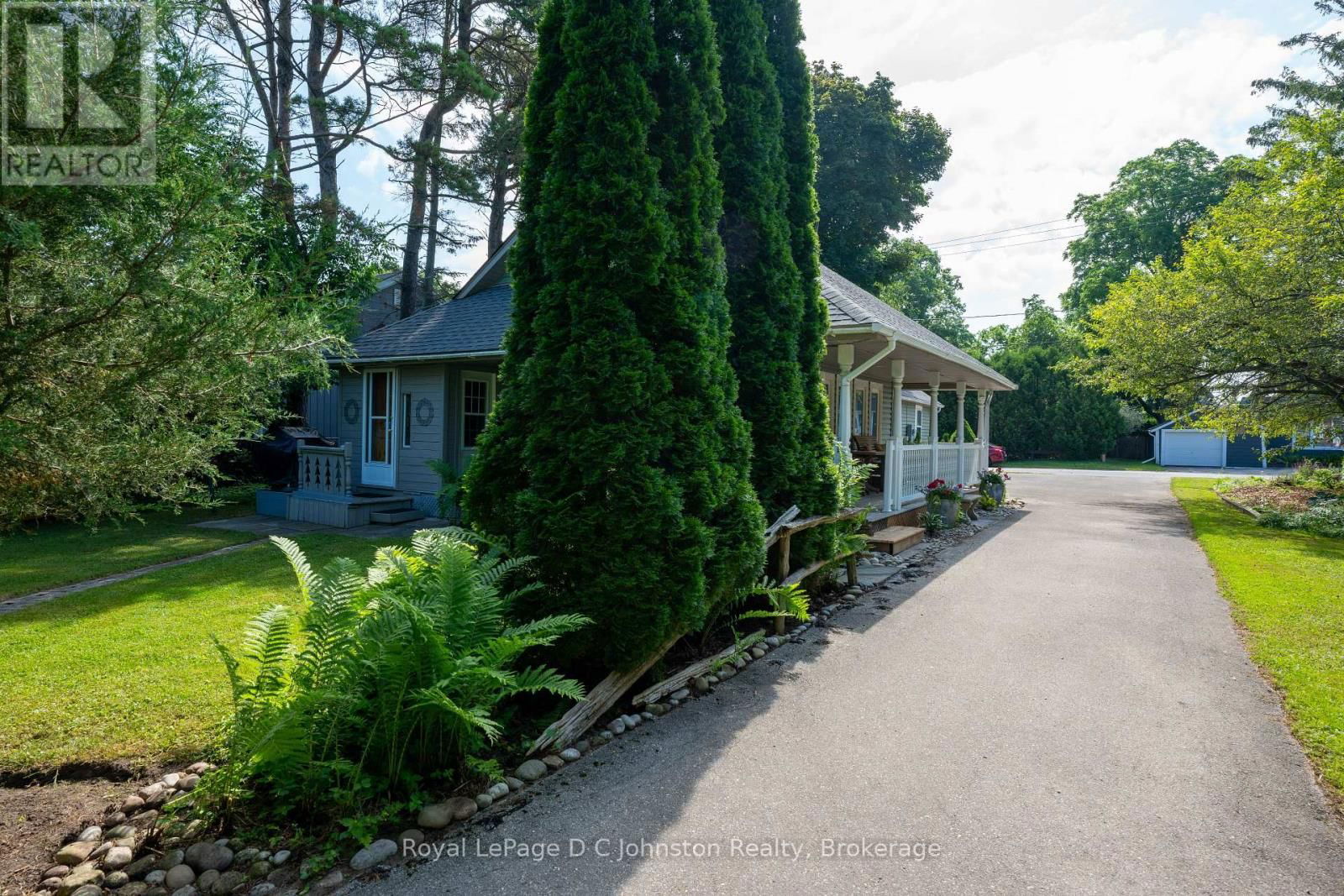 62 GREY STREET NORTH Image 44