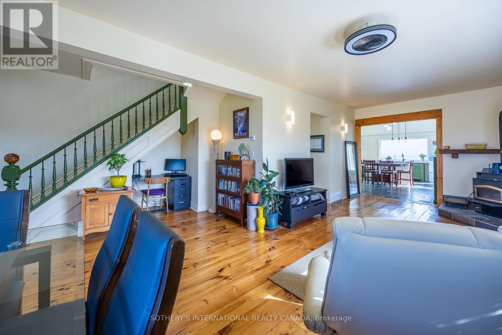 1698 LAKESHORE ROAD Image 20