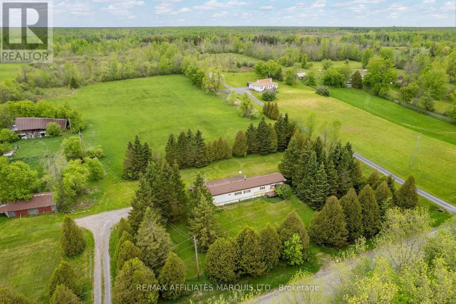 19235 BEAVER BROOK ROAD Image 2