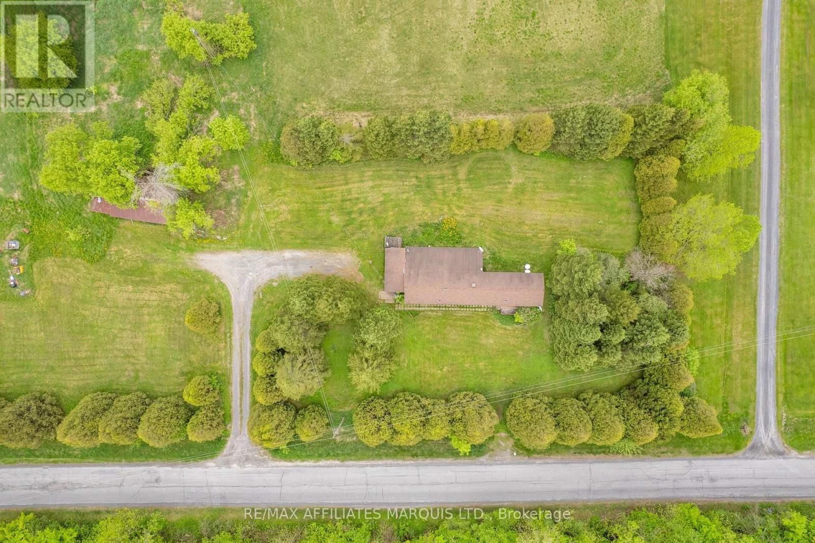 19235 BEAVER BROOK ROAD Image 27