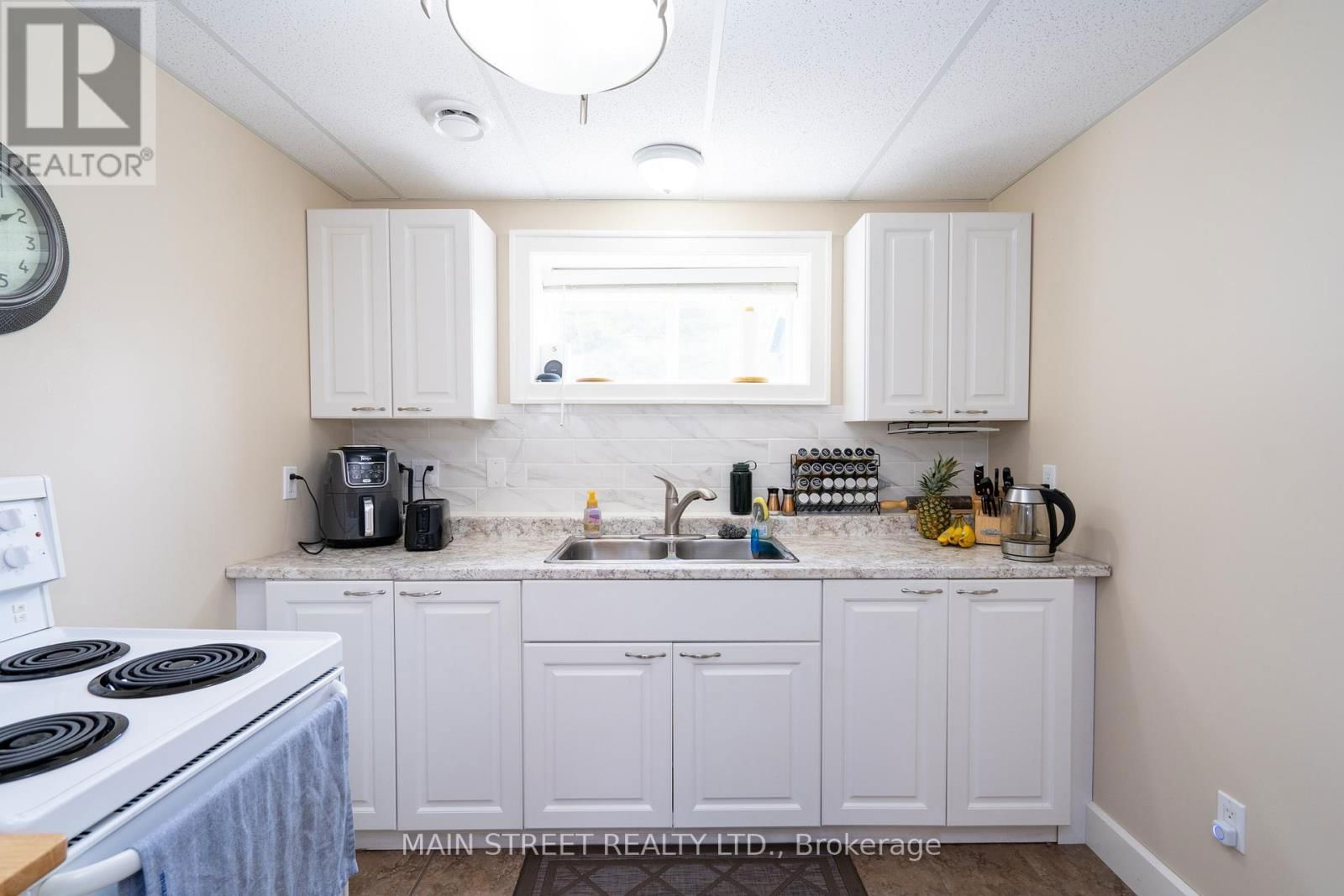 155 SILVERDALE DRIVE Image 23