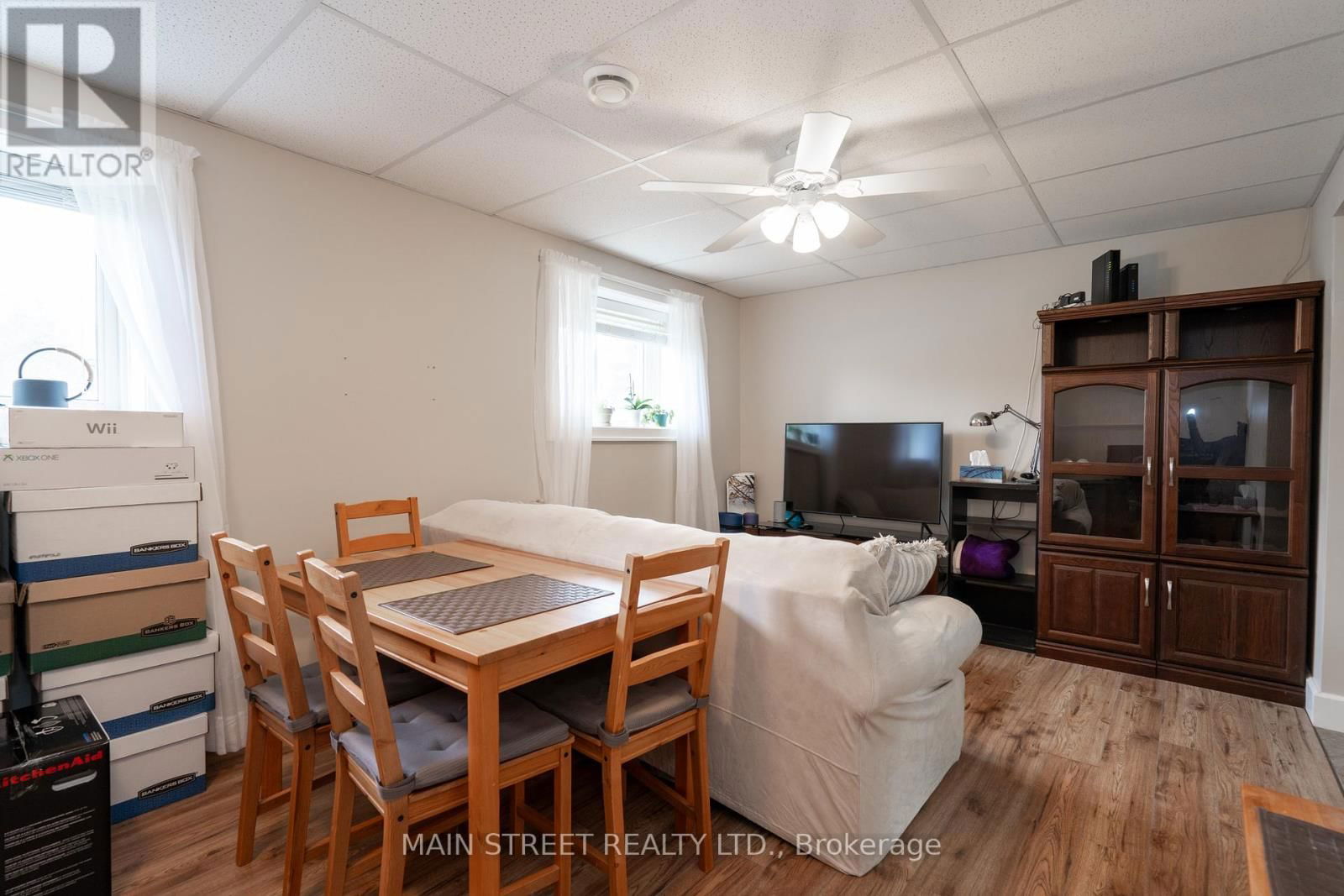155 SILVERDALE DRIVE Image 26