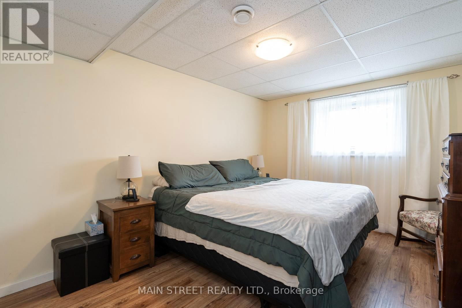 155 SILVERDALE DRIVE Image 28