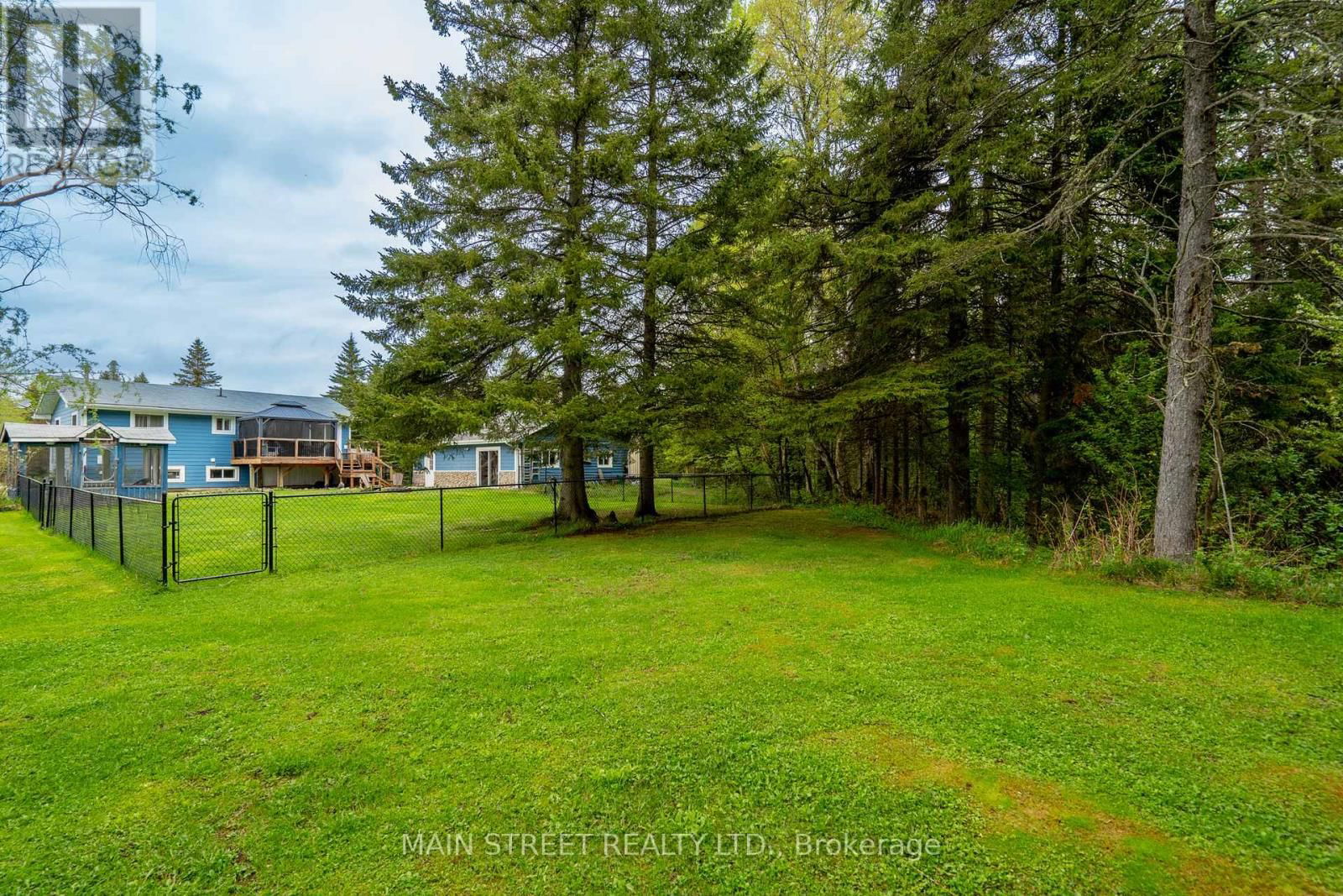 155 SILVERDALE DRIVE Image 29