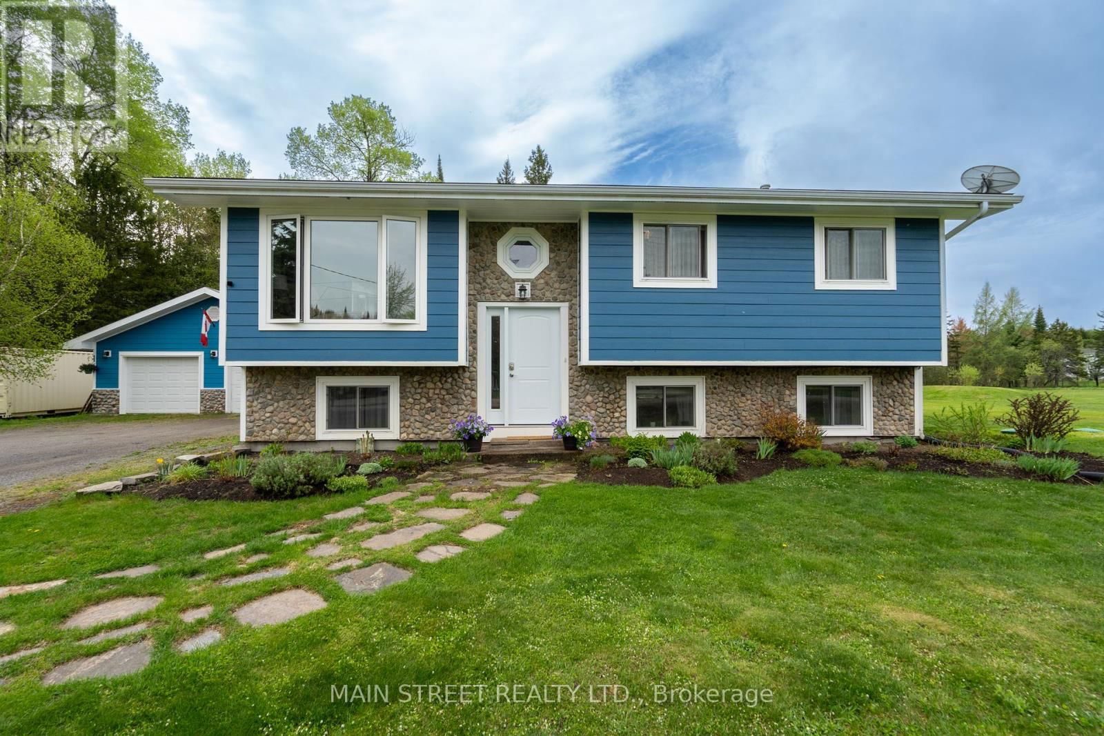 155 SILVERDALE DRIVE Image 3