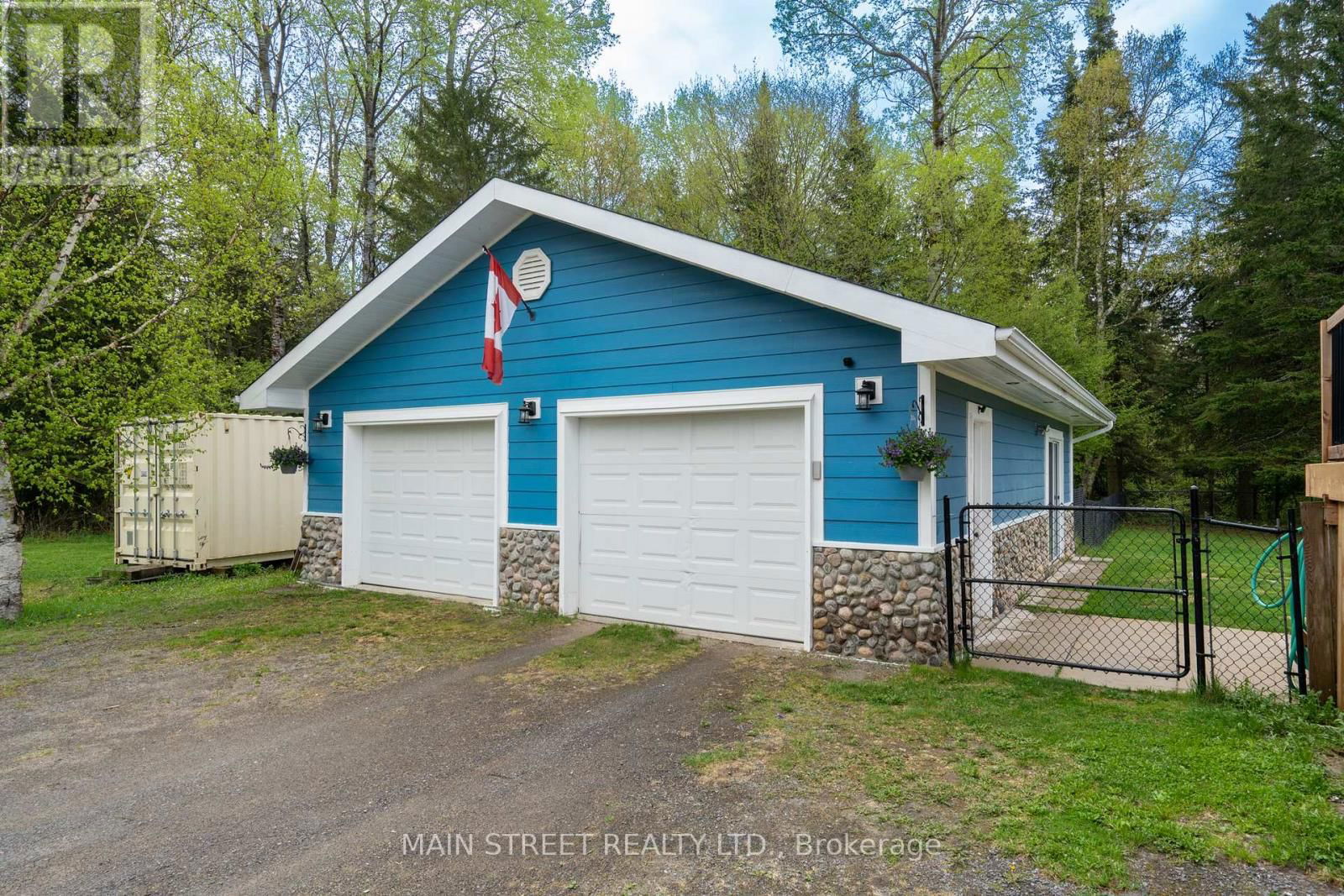 155 SILVERDALE DRIVE Image 35