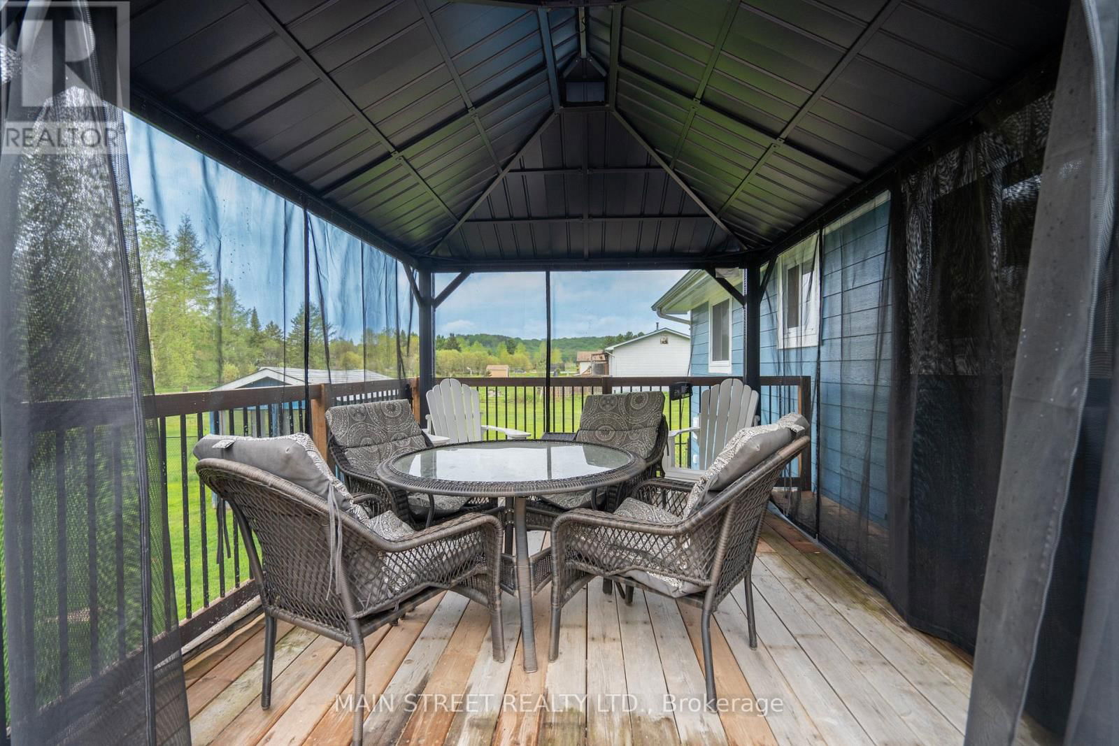 155 SILVERDALE DRIVE Image 38