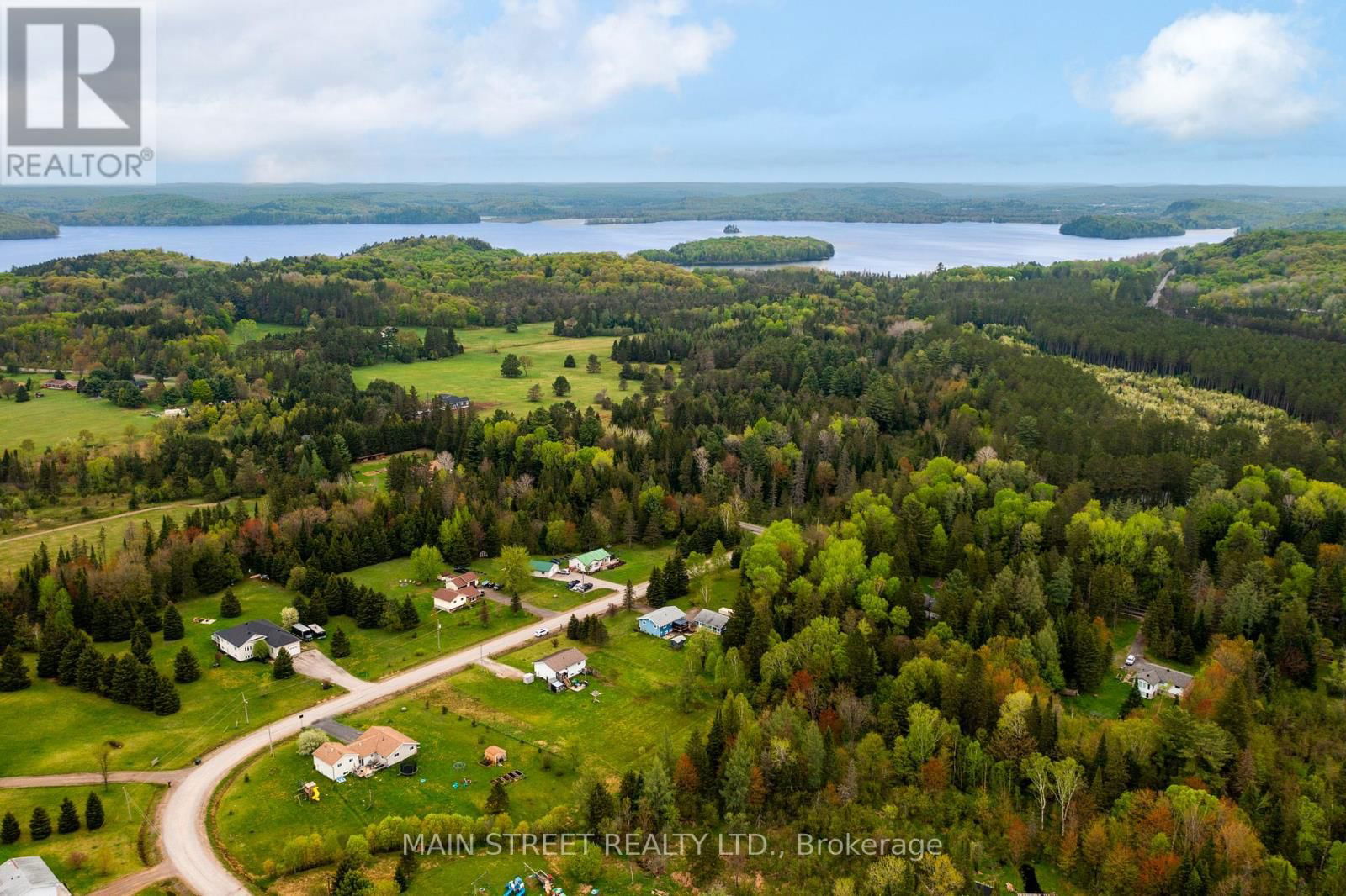 155 SILVERDALE DRIVE Image 6