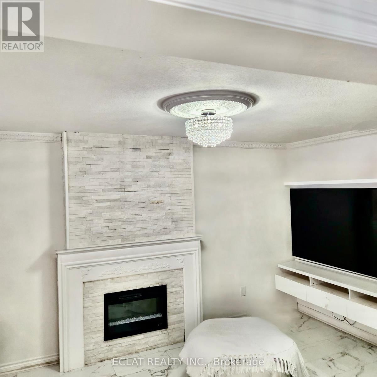 23 RIEHM STREET Image 11