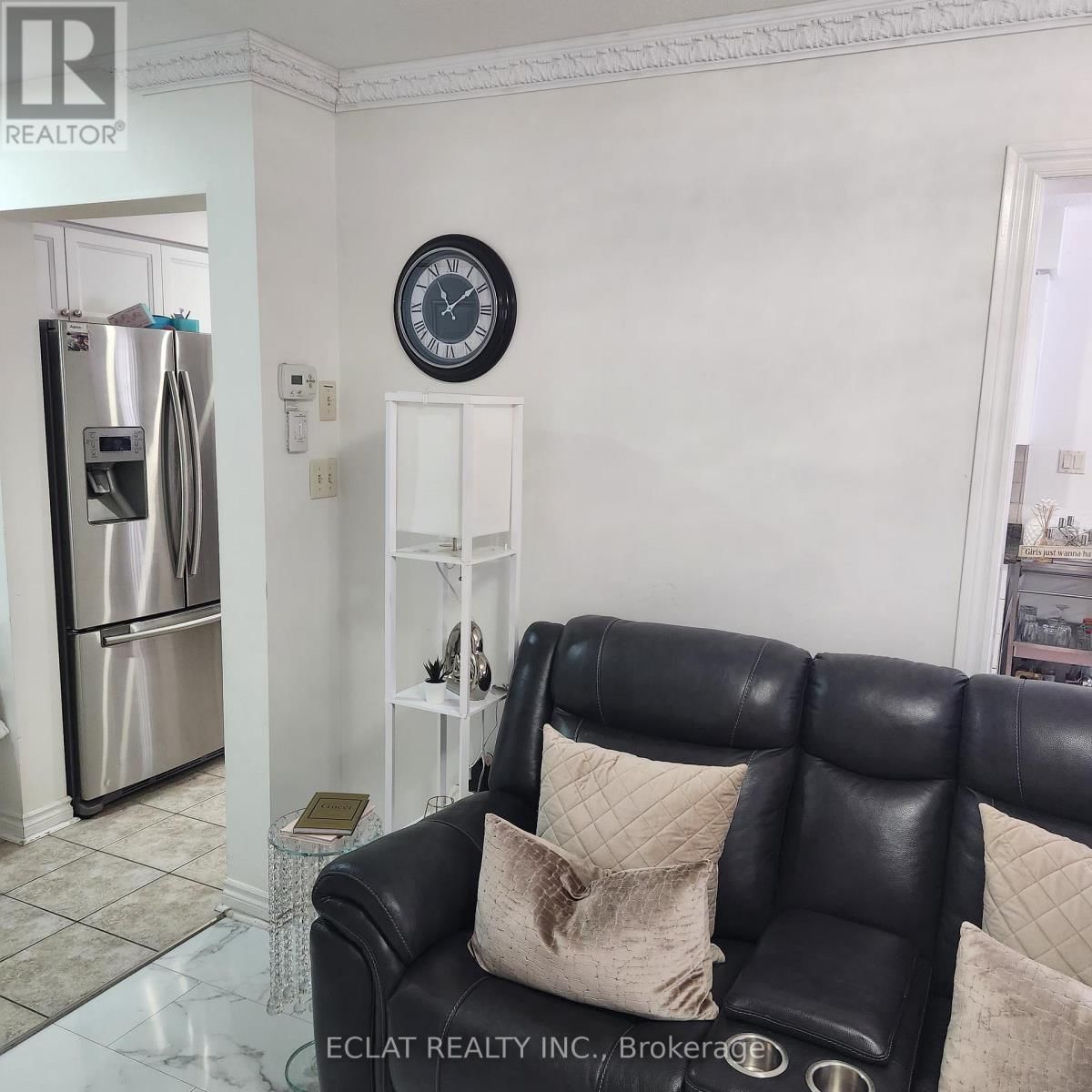 23 RIEHM STREET Image 9
