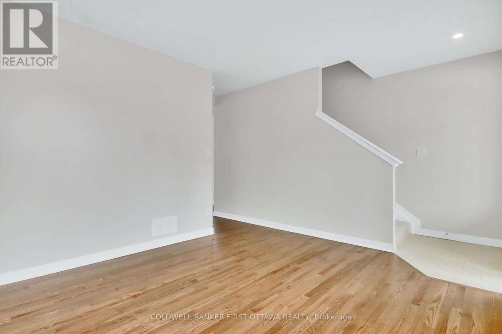 117 RUGOSA STREET Image 10