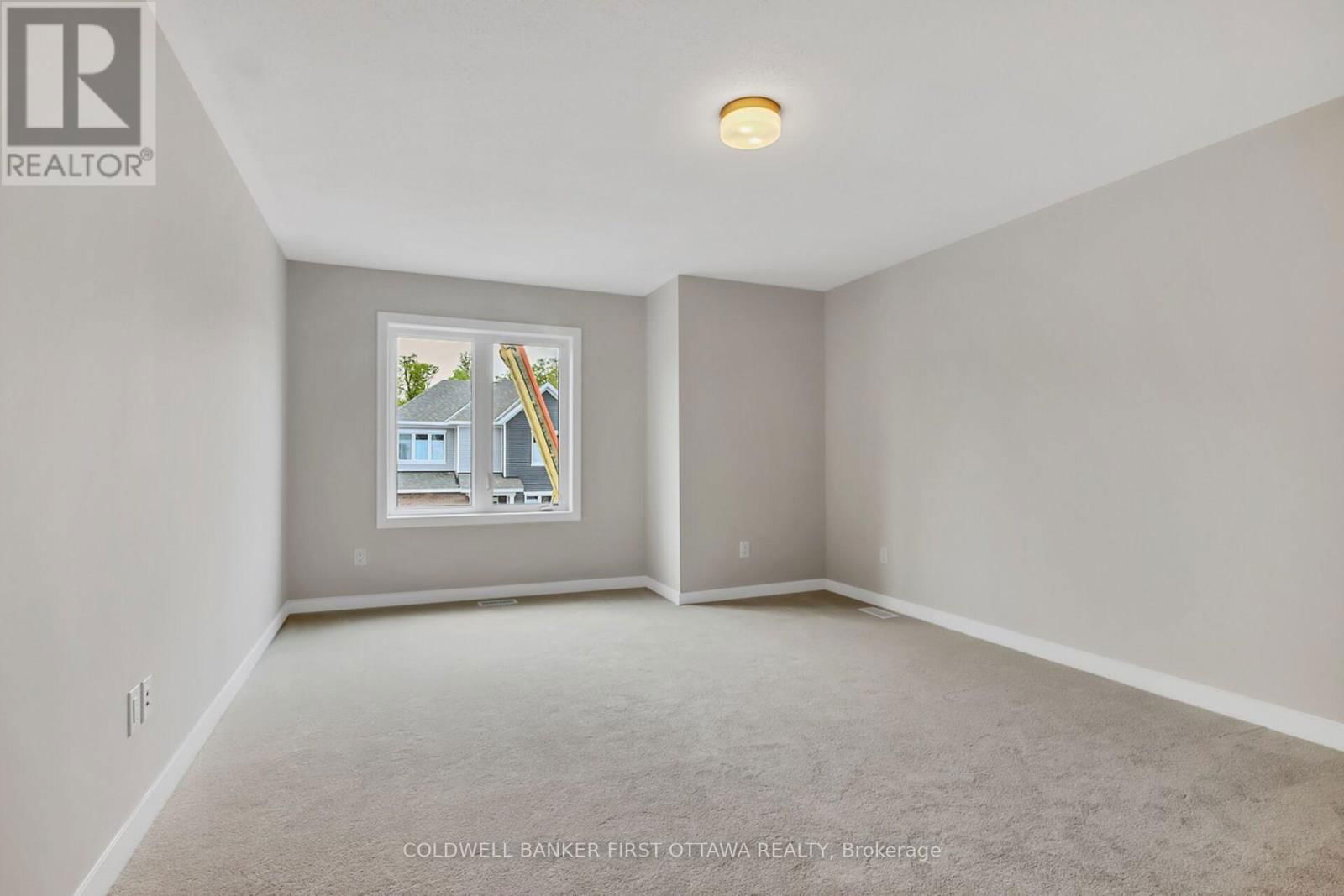 117 RUGOSA STREET Image 32