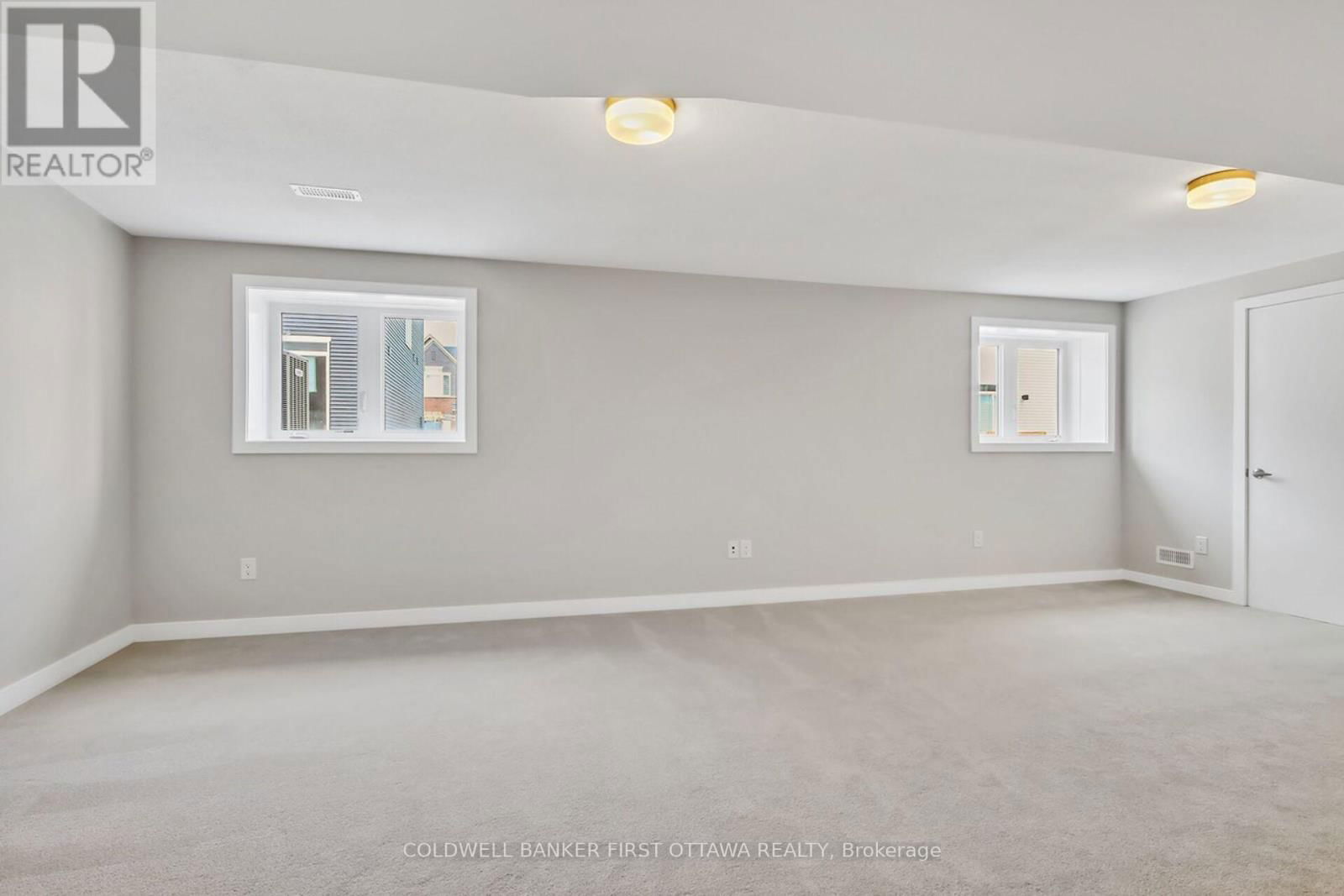 117 RUGOSA STREET Image 44