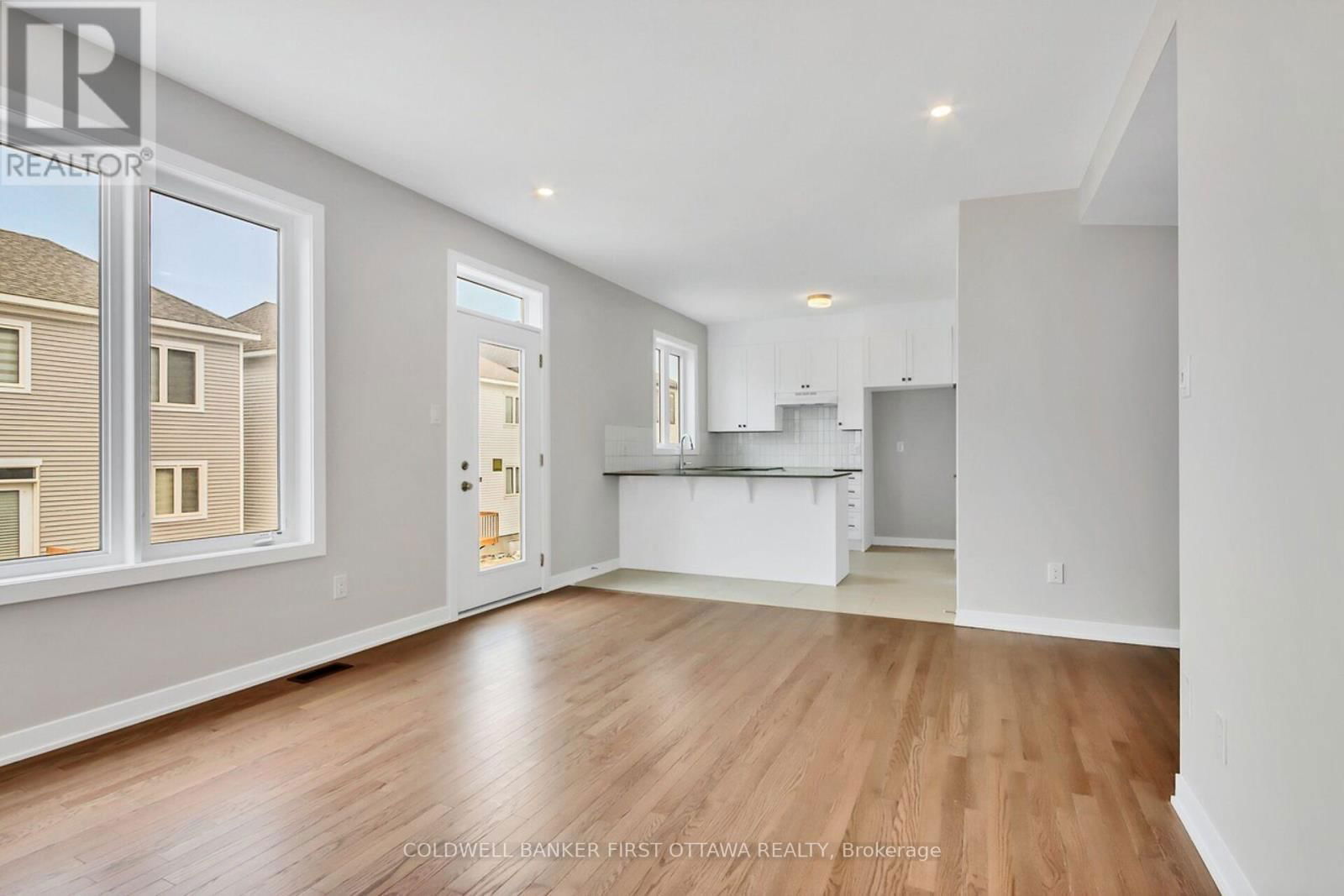 117 RUGOSA STREET Image 15