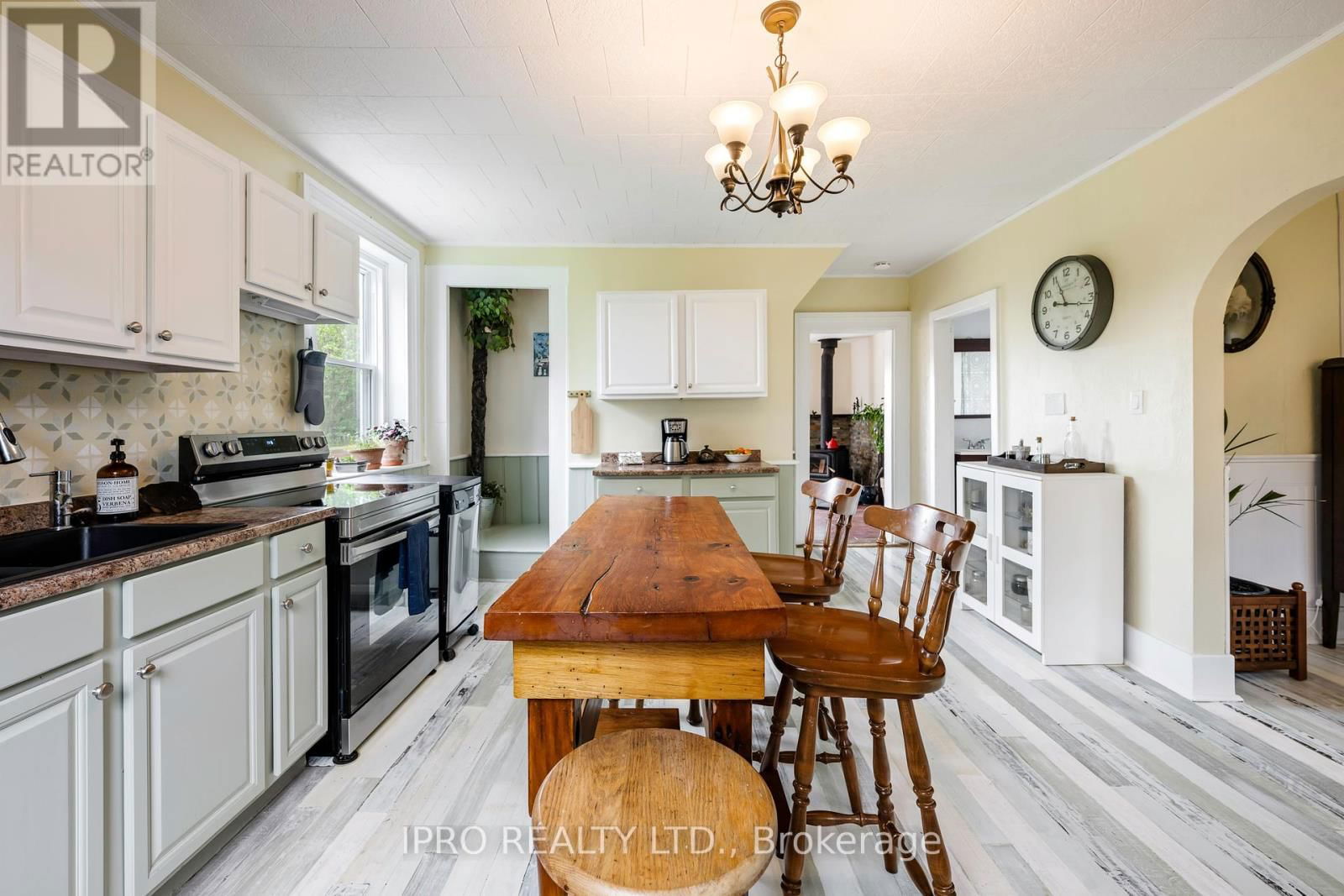 513506 2ND LINE Image 14