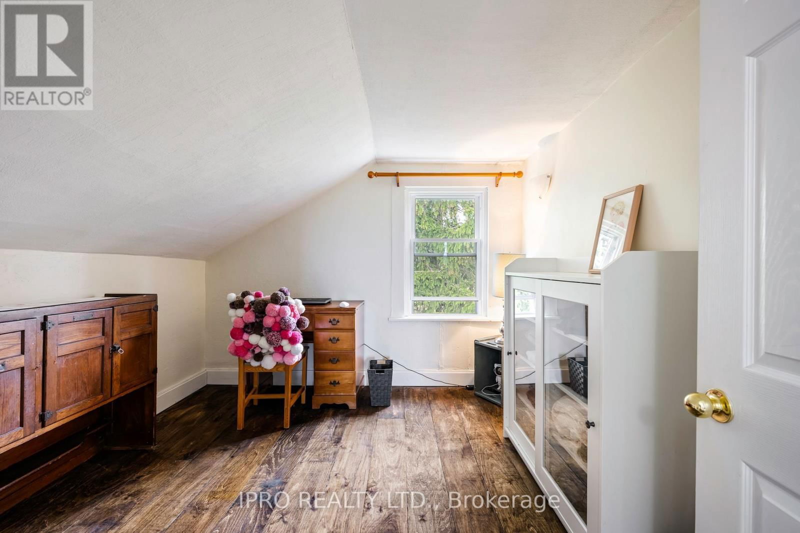 513506 2ND LINE Image 22