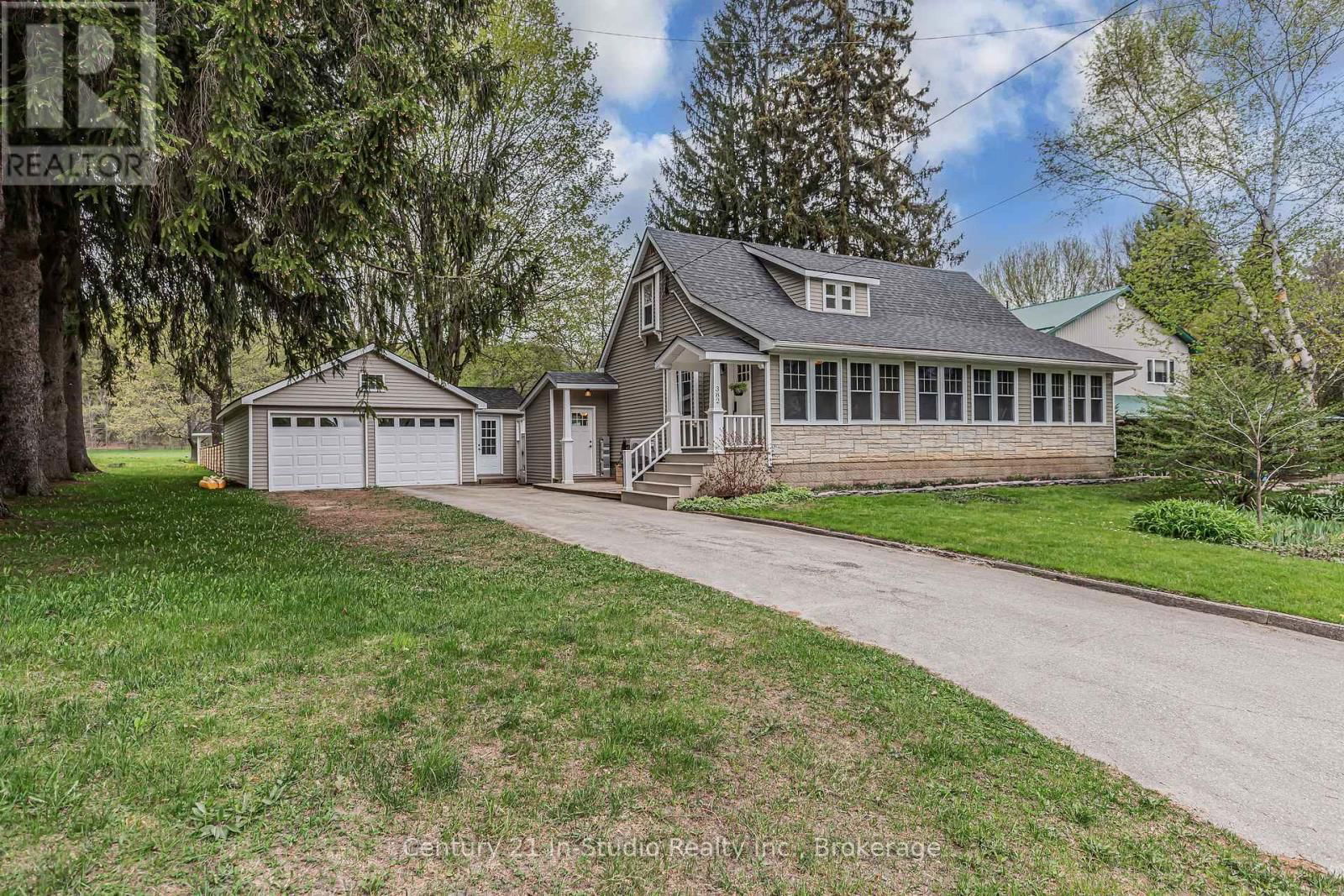 382 2ND AVENUE SOUTHEAST Image 2