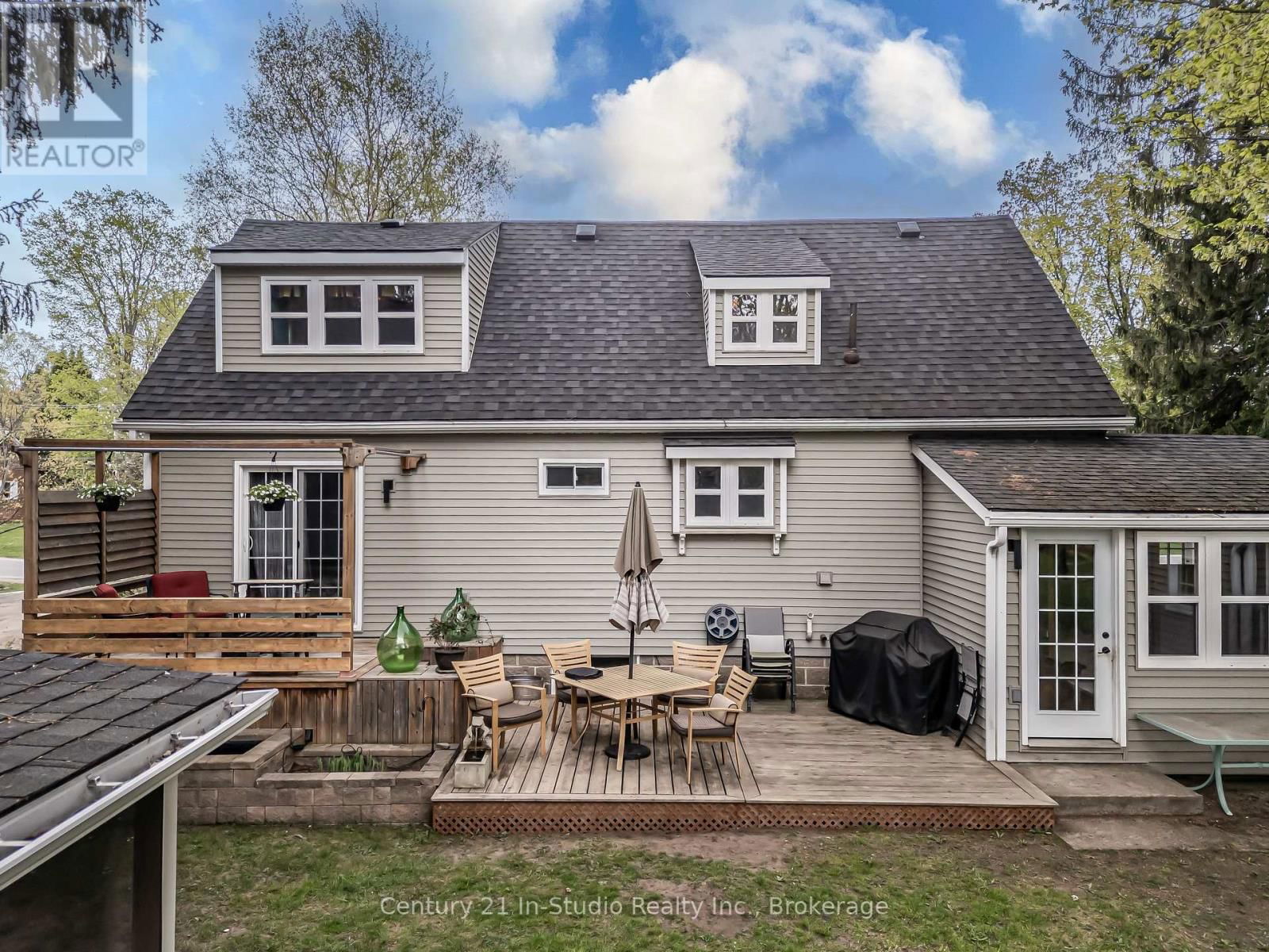 382 2ND AVENUE SOUTHEAST Image 5
