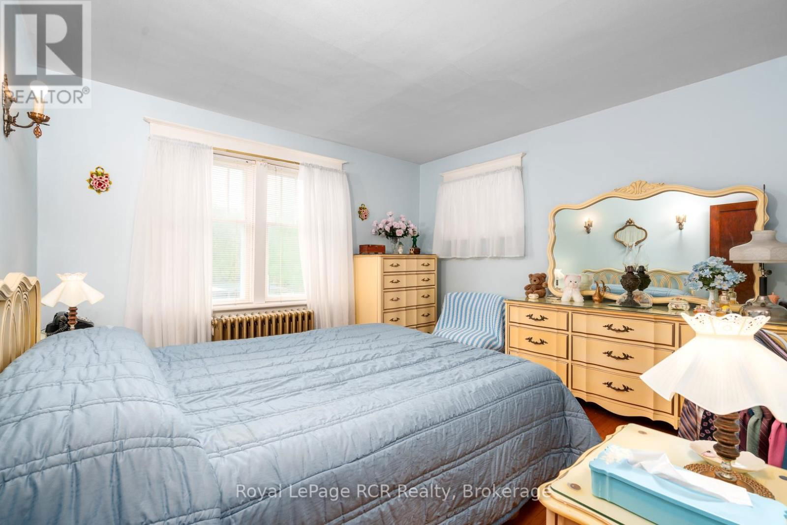 57 ELORA STREET NORTH Image 28