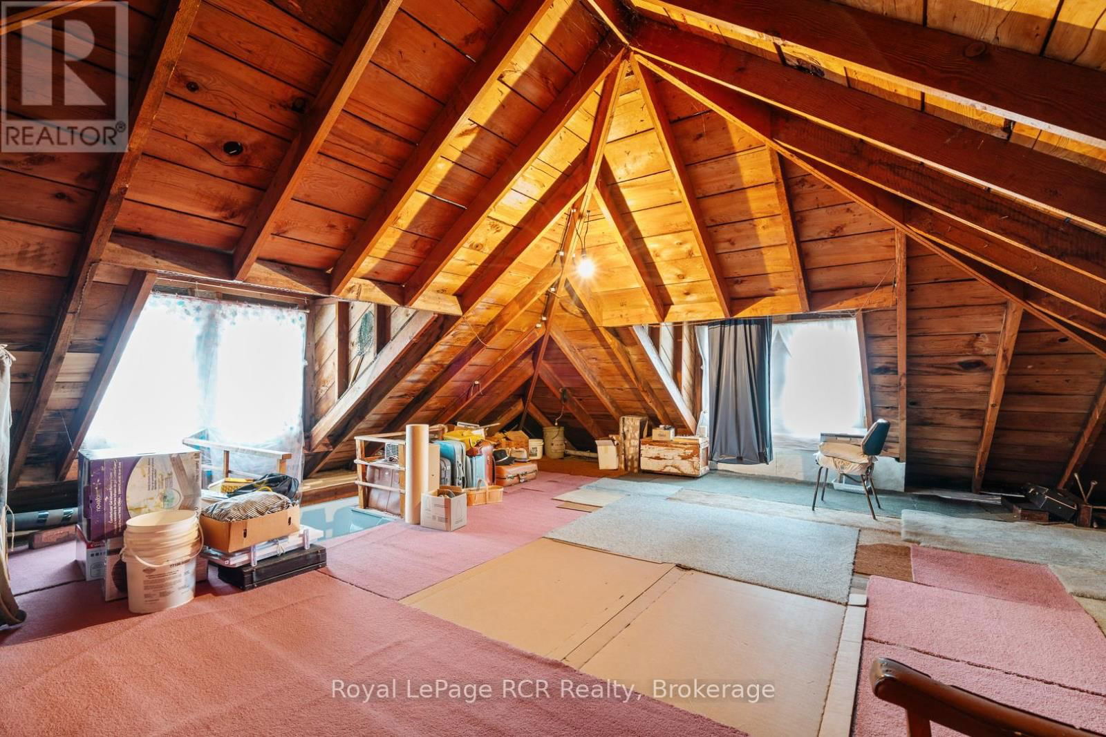 57 ELORA STREET NORTH Image 33