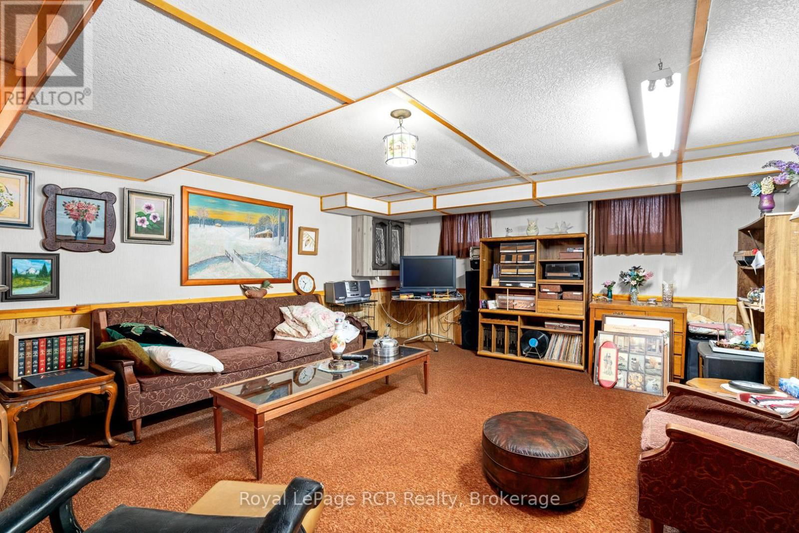 57 ELORA STREET NORTH Image 37