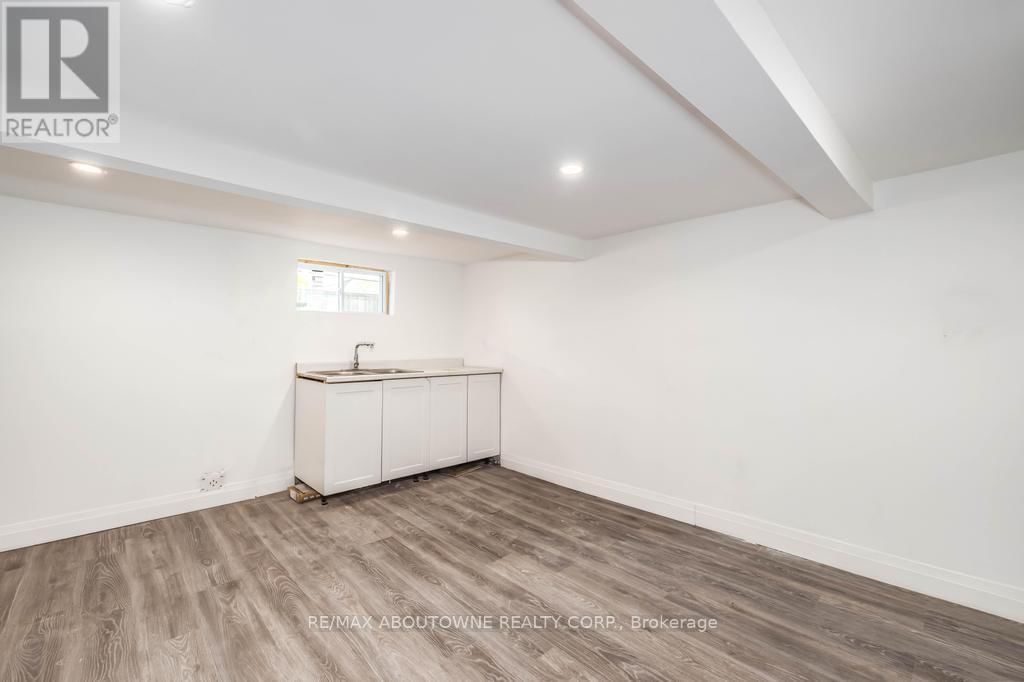 126 HARMONY AVENUE Image 18