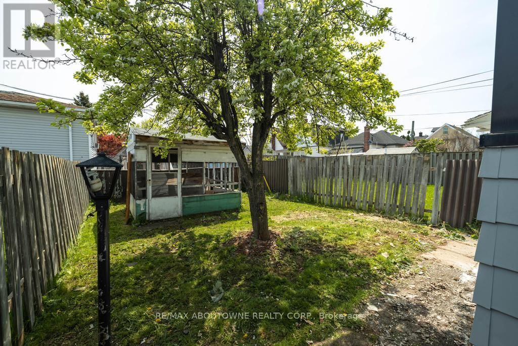 126 HARMONY AVENUE Image 26