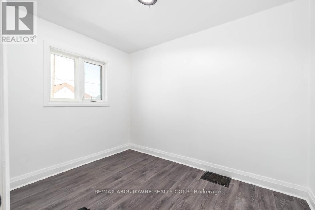 126 HARMONY AVENUE Image 3
