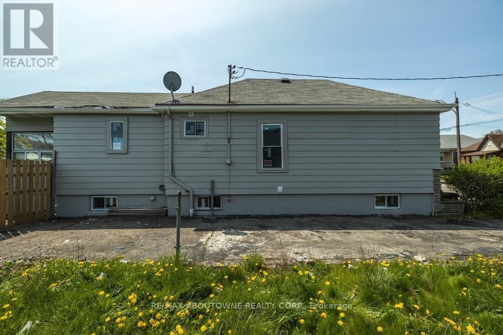 126 HARMONY AVENUE Image 31