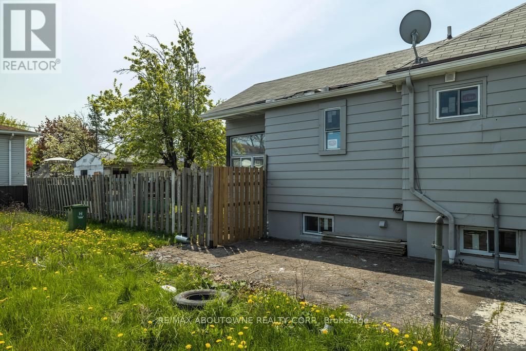 126 HARMONY AVENUE Image 32
