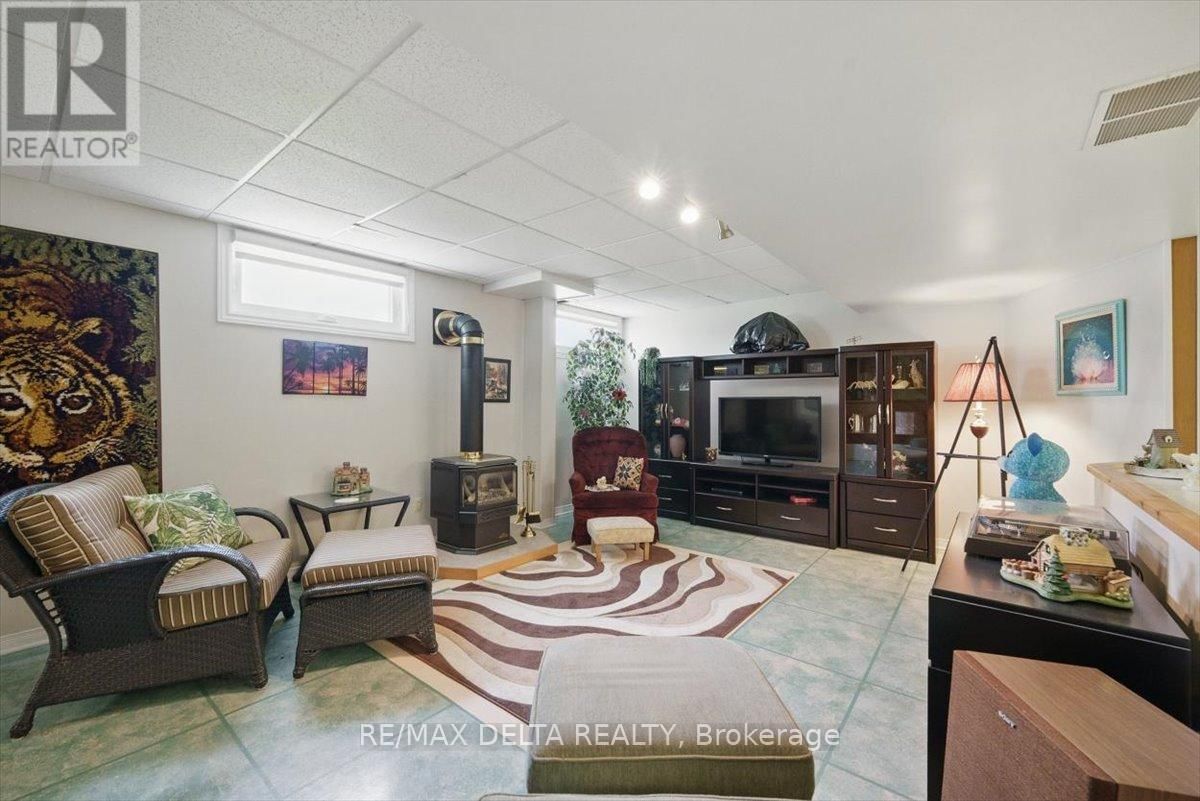 1800 TUCKER ROAD Image 23