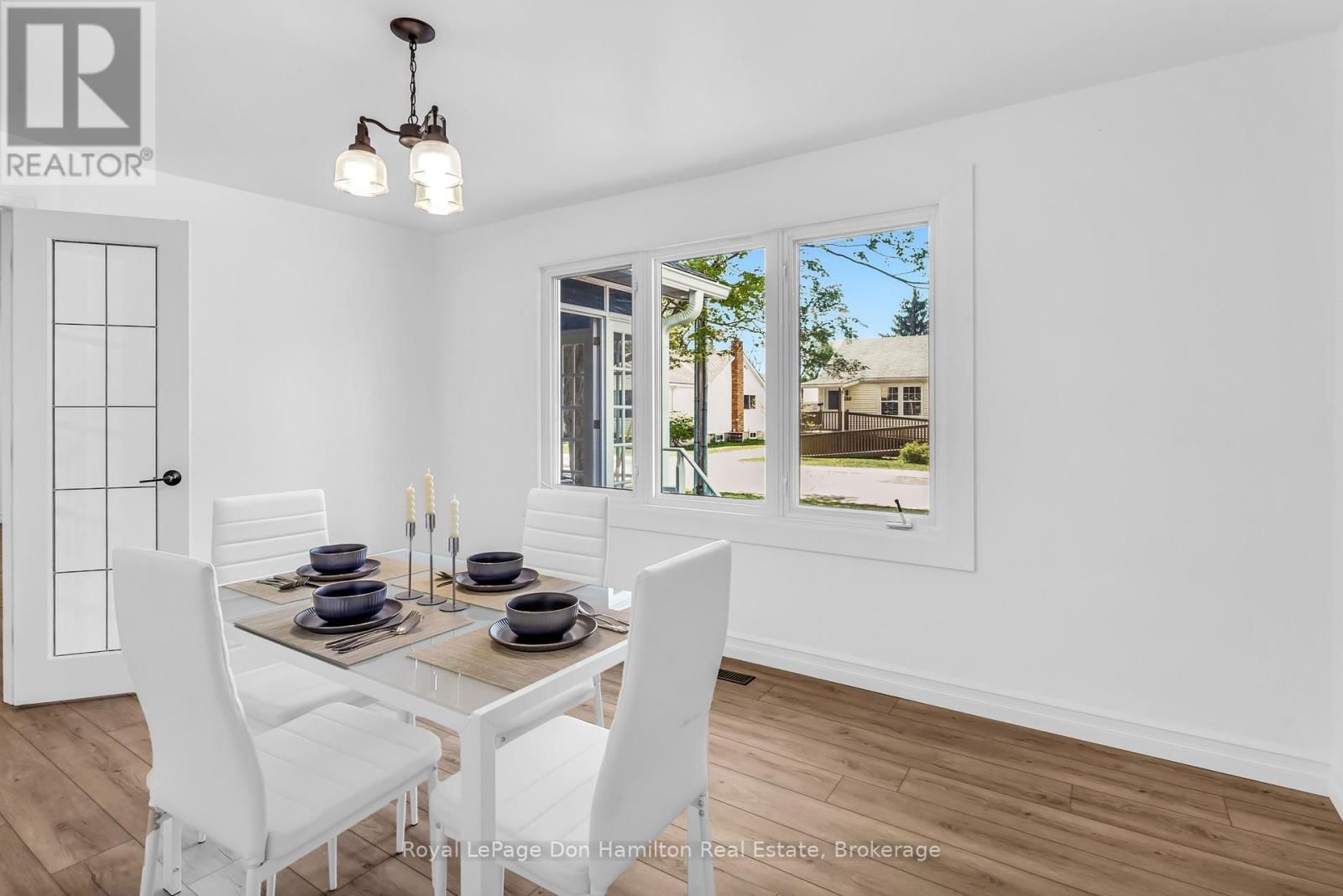 239 JONES STREET Image 14