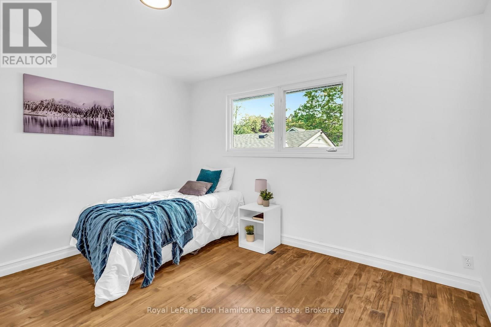 239 JONES STREET Image 23