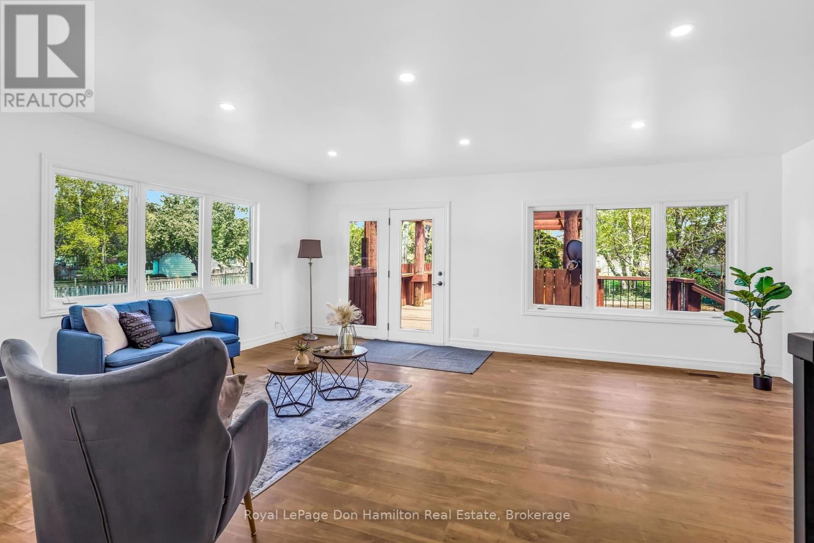 239 JONES STREET Image 29