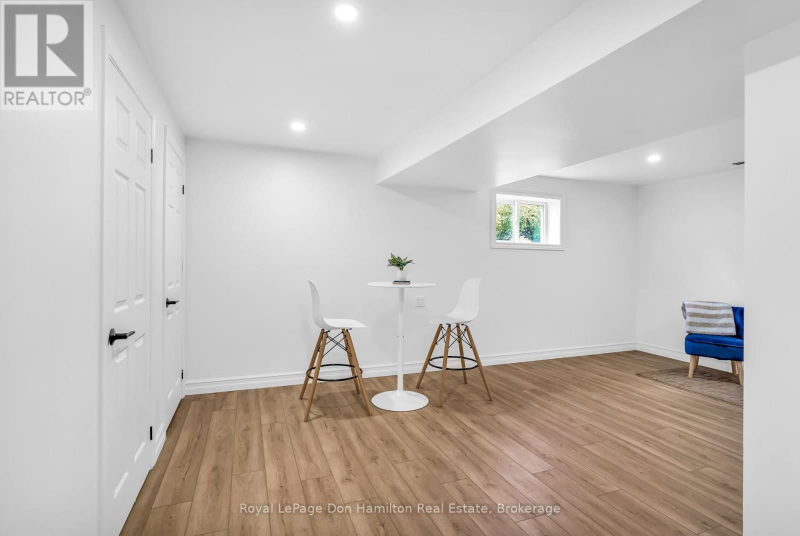 239 JONES STREET Image 37