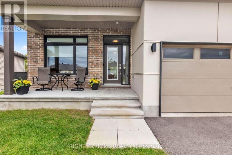 Tertiary Property View