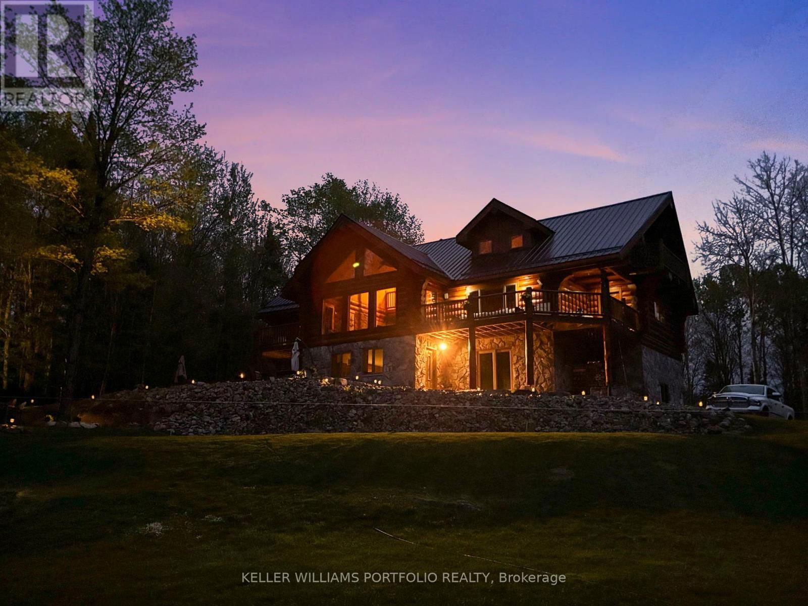 1279 NORTH DRIVE Image 1