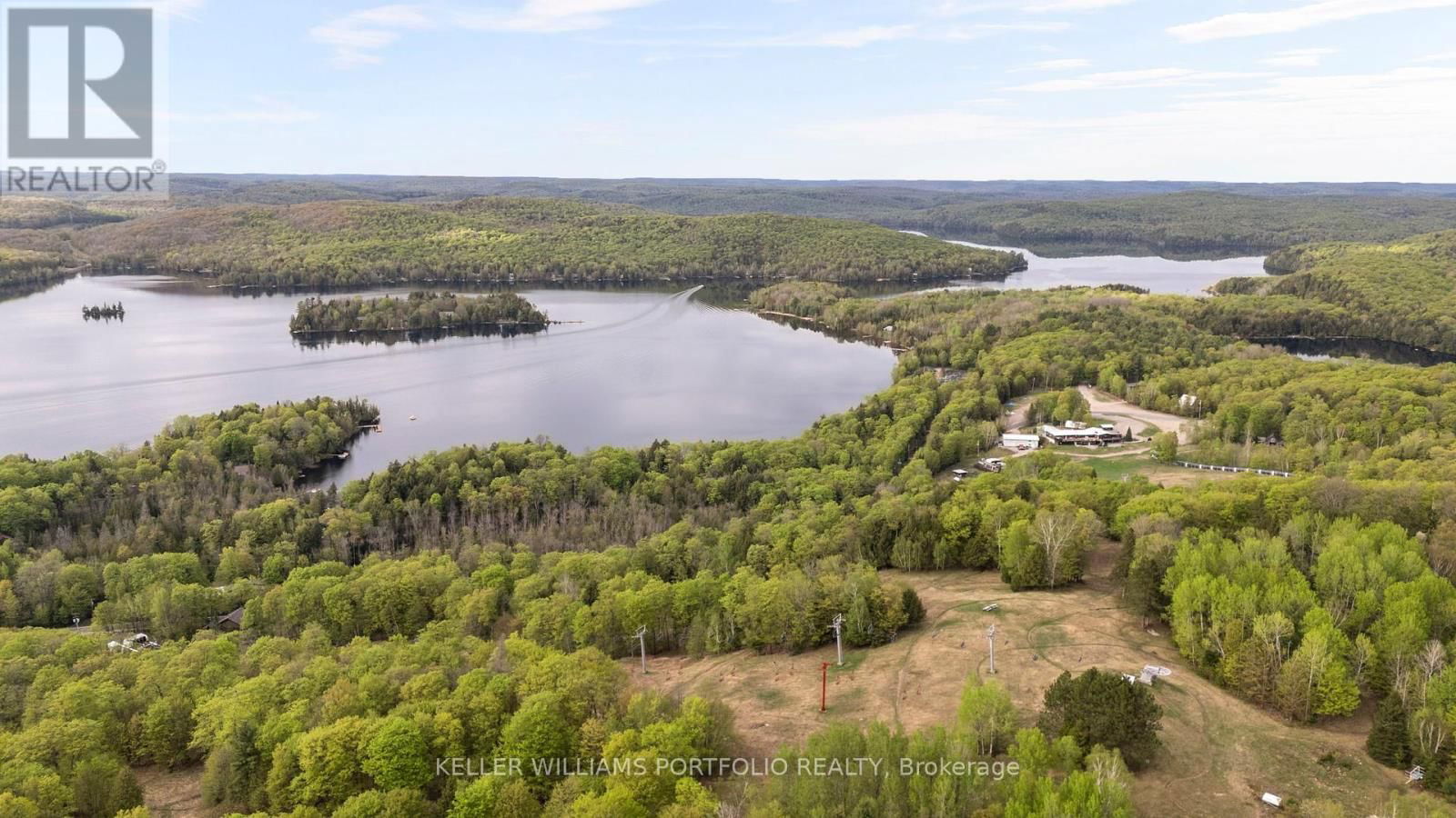 1279 NORTH DRIVE Image 11